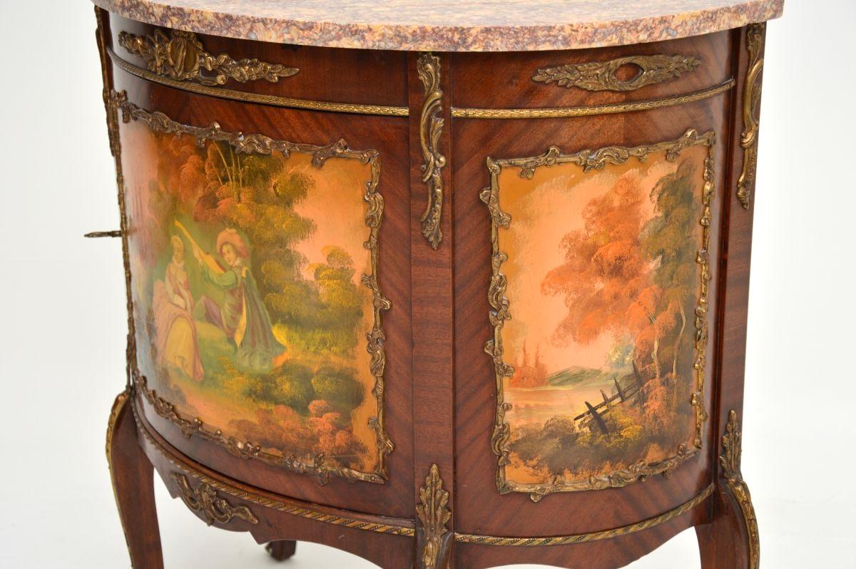 Antike Französisch Marmorplatte gemalt Schrank im Angebot 5