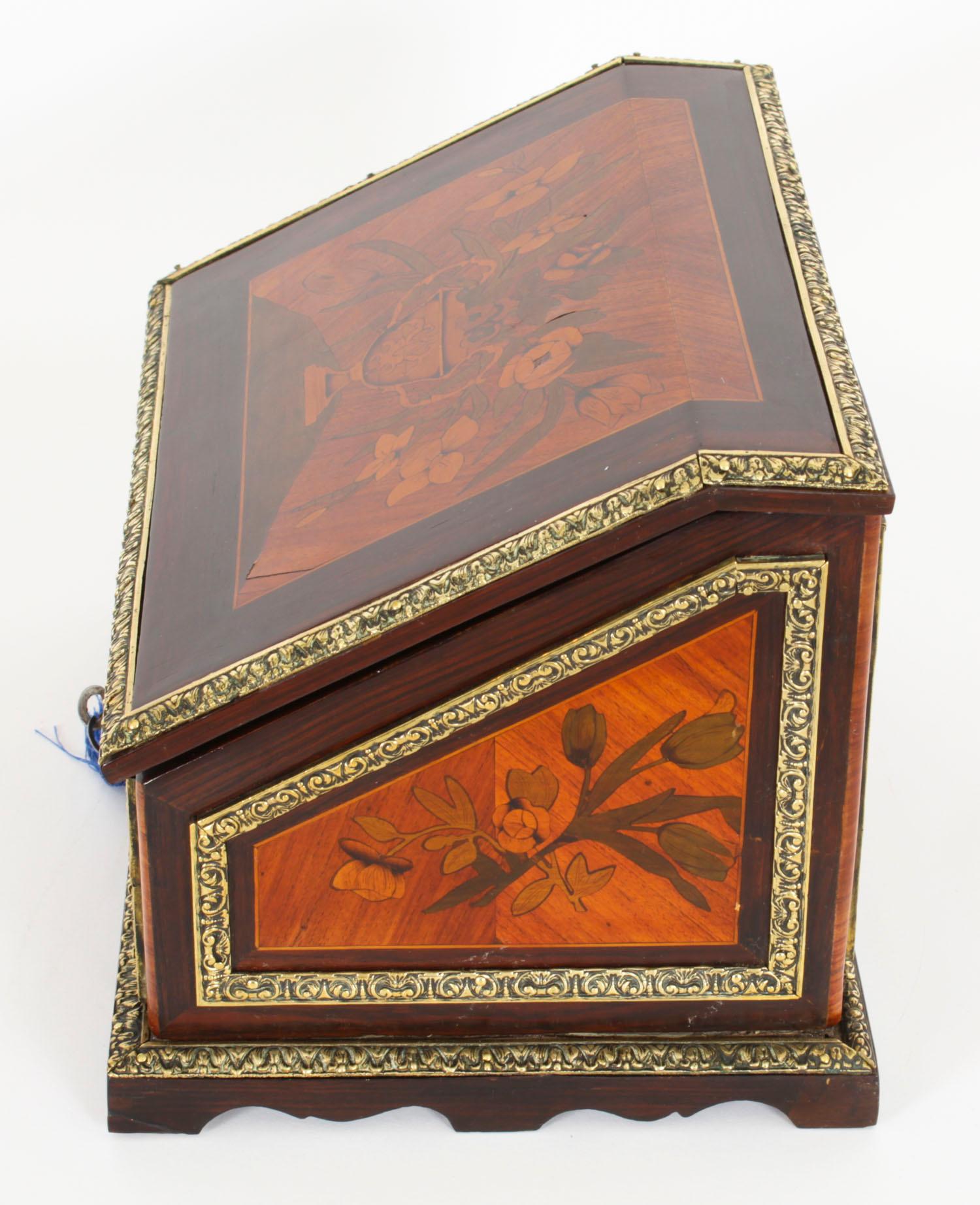 Antique French Marquetry and Ormolu Stationary Casket . 19th Century For Sale 7