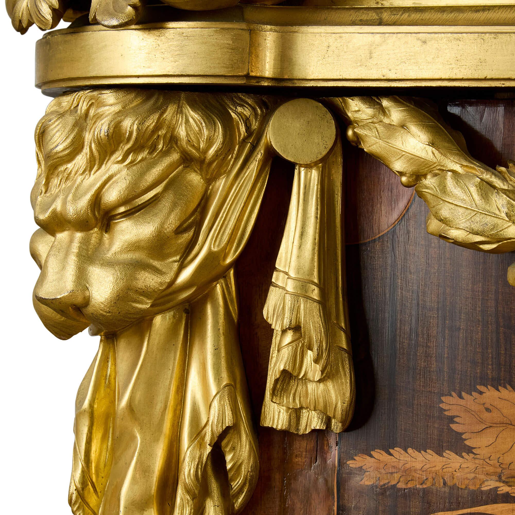Bureau du Roi en marqueterie, bronze doré et jaspe d'époque de Beurdeley en vente 9