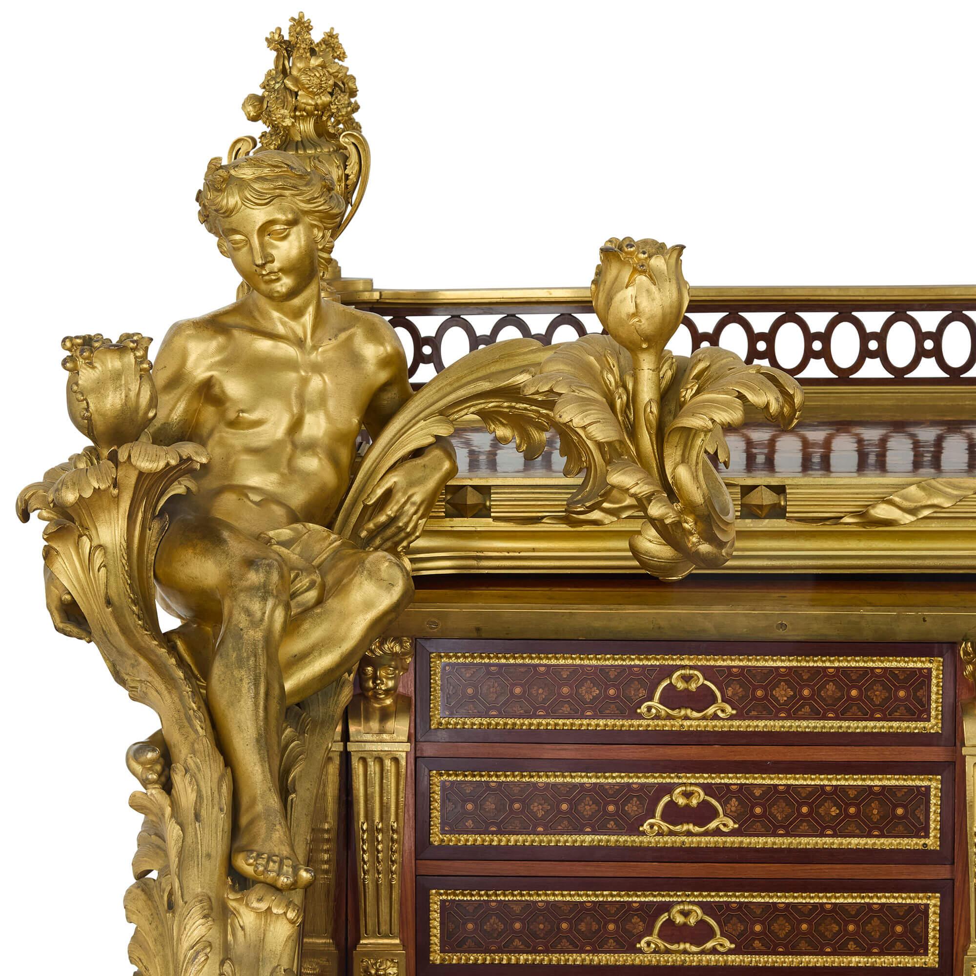 Cuir Bureau du Roi en marqueterie, bronze doré et jaspe d'époque de Beurdeley en vente