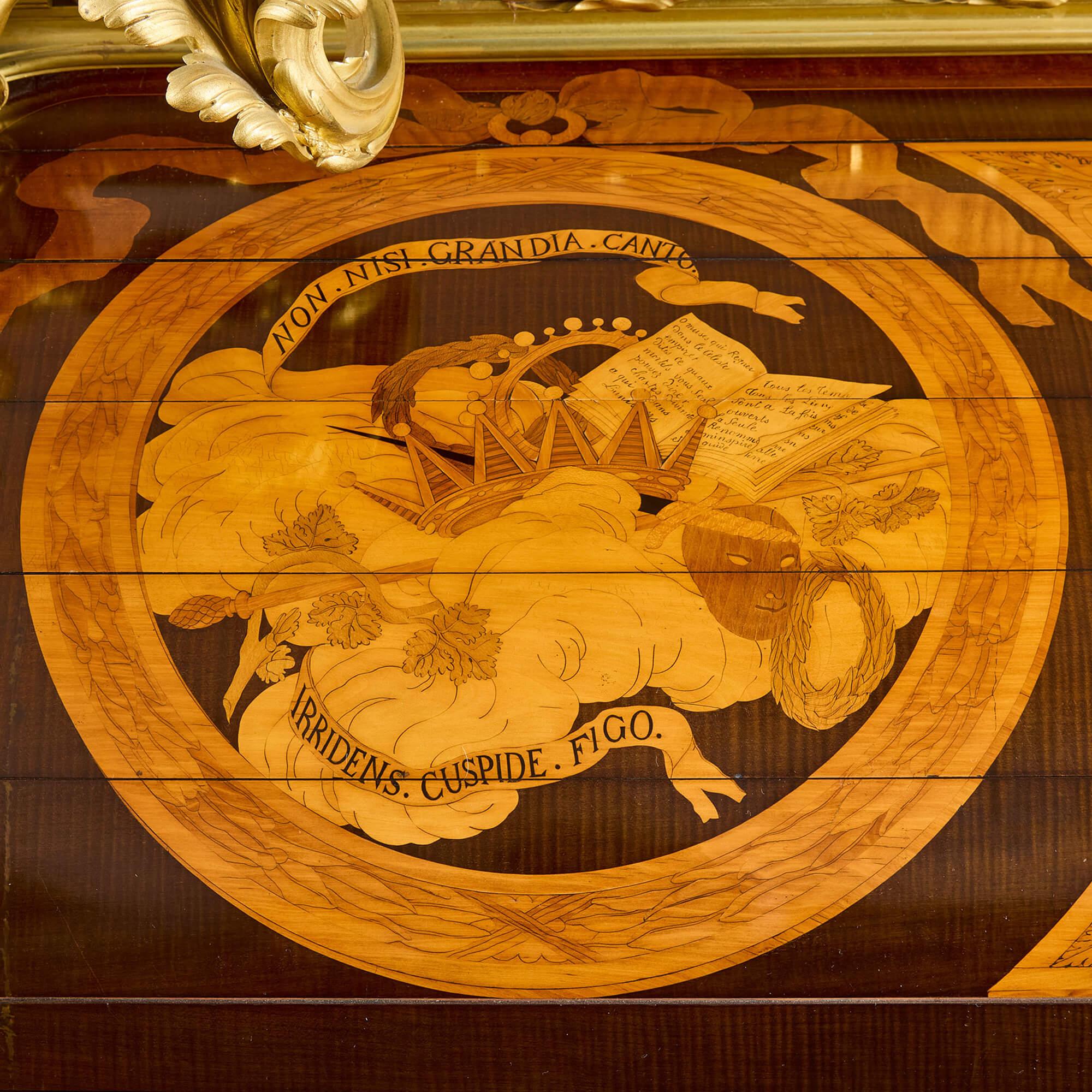 Bureau du Roi en marqueterie, bronze doré et jaspe d'époque de Beurdeley en vente 1