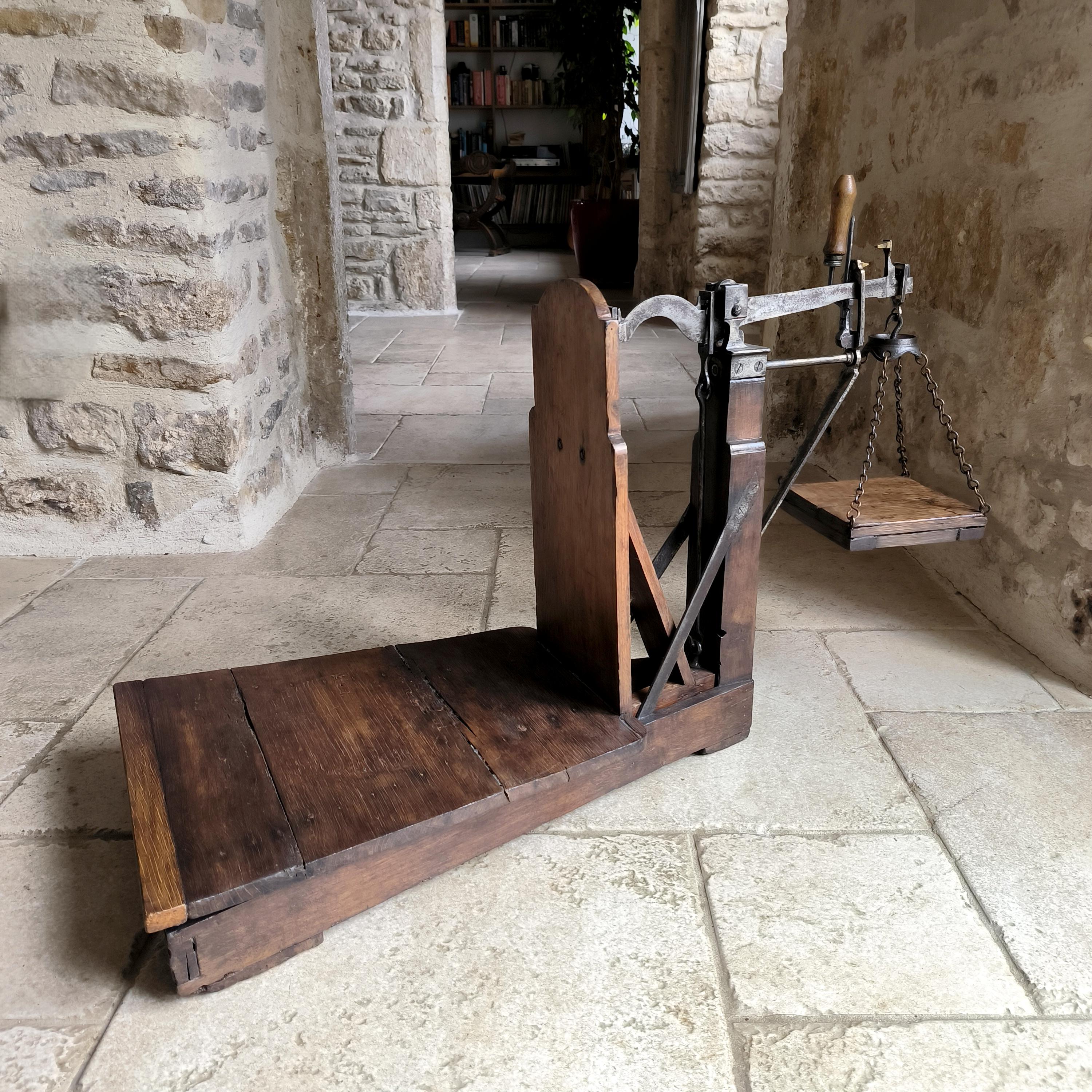 Balances décimales antiques, françaises, de mercantilisme pour les graines et les grains. Circa fin des années 1800 en vente 3