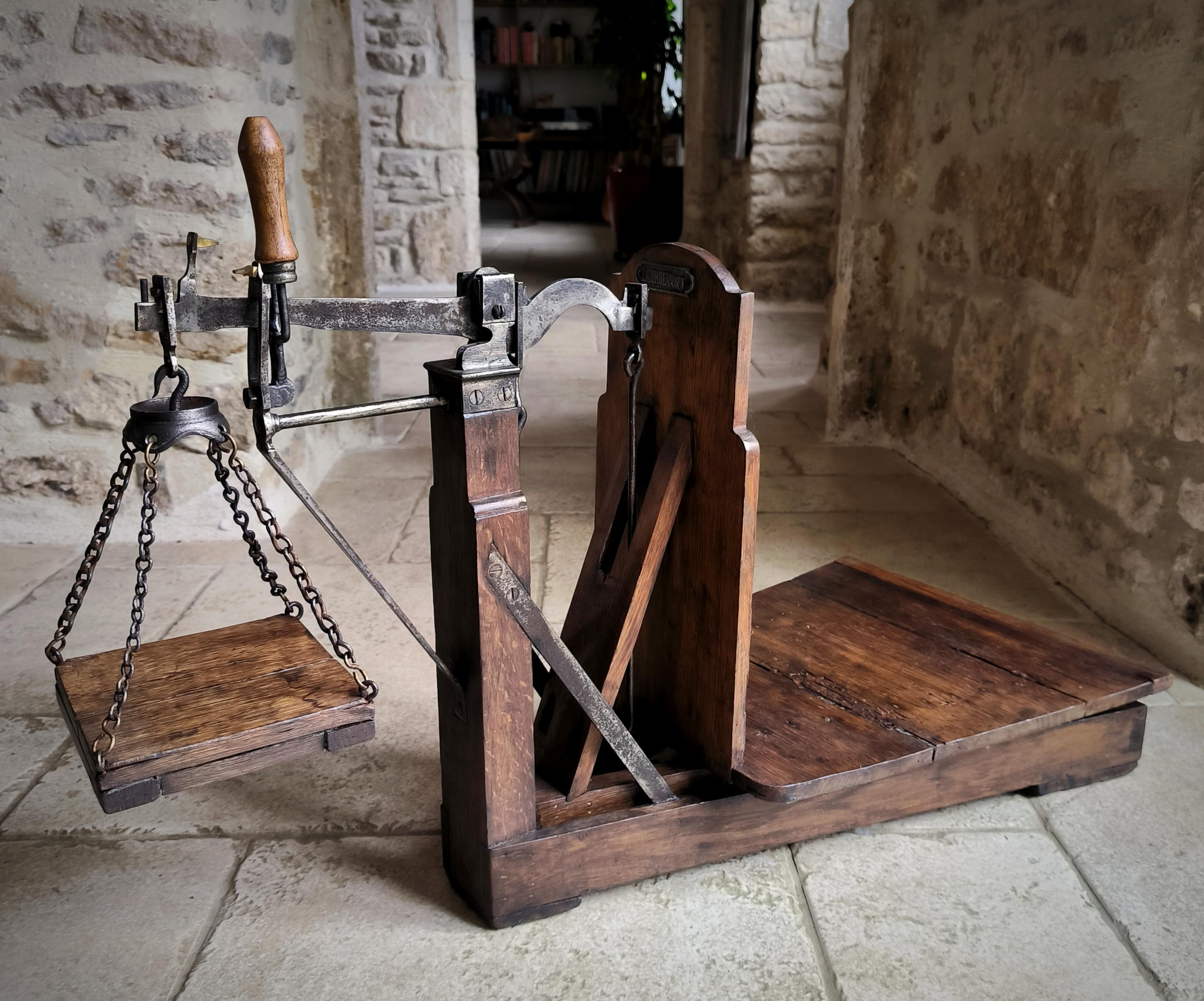 Balances décimales antiques, françaises, de mercantilisme pour les graines et les grains. Circa fin des années 1800 en vente 12