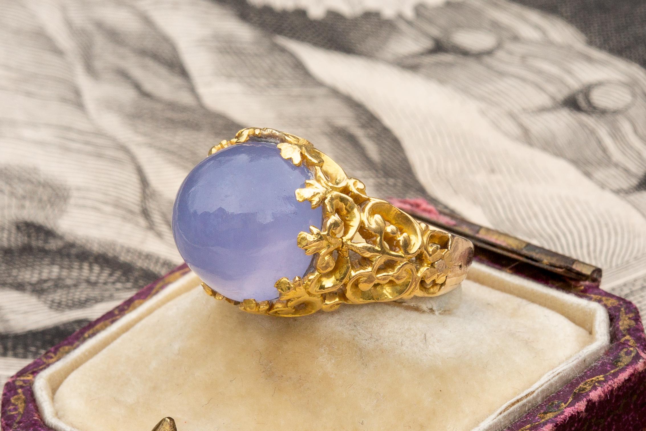 Antique French Mid-19th Century Victorian Lilac Blue Chalcedony Agate Openwork In Good Condition In London, GB
