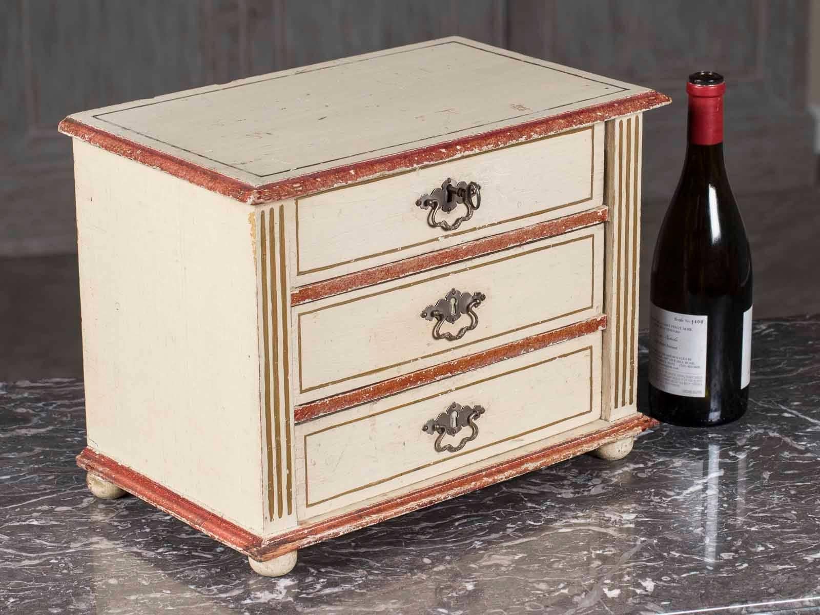 Antique French Miniature Sample Painted Chest of Drawers, circa 1890 For Sale 1
