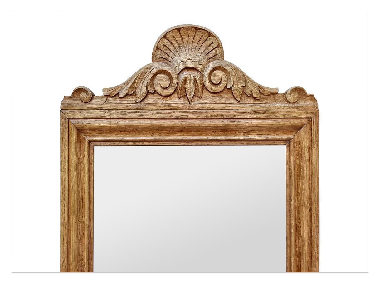 Antique French Mirror In Light Oak With Carved Pediment, circa 1950 In Good Condition For Sale In Paris, FR
