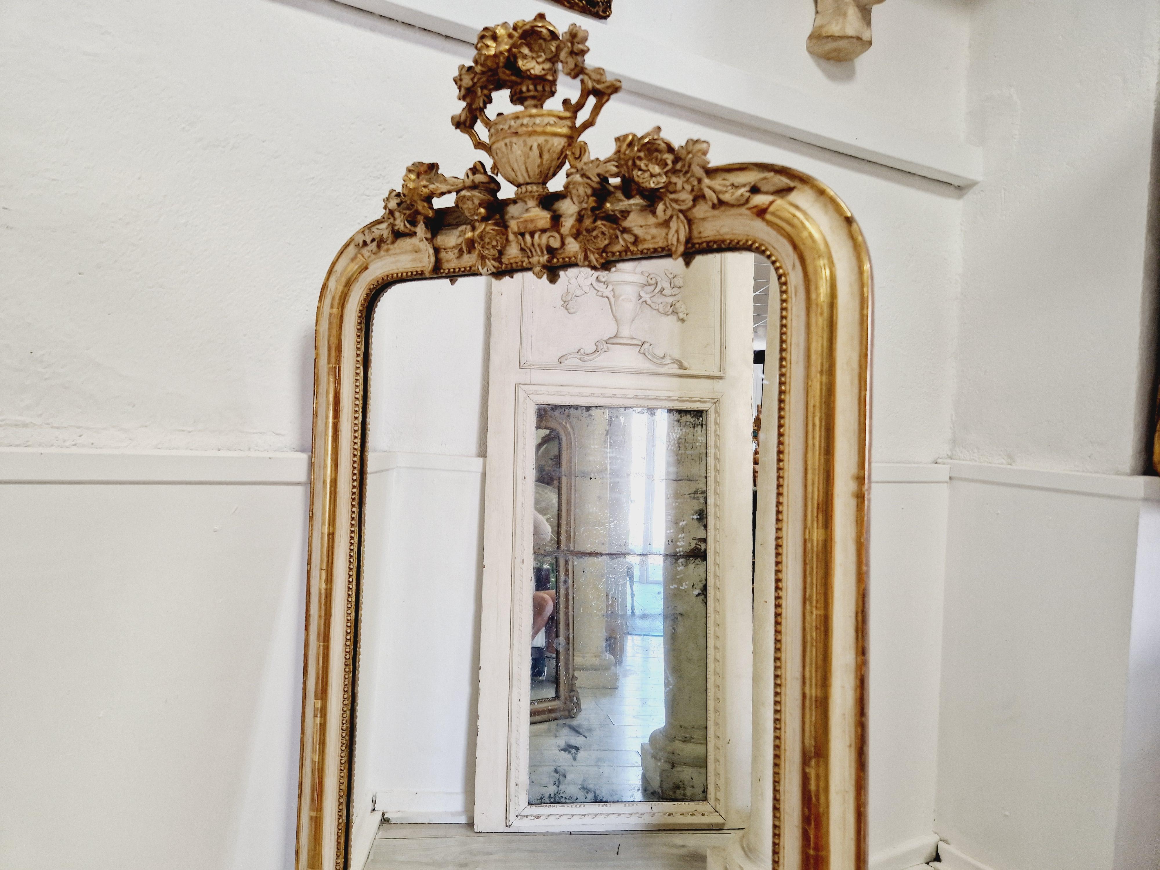 XIX secolo Antique Mirror francese in stile Luigi XVI in vendita