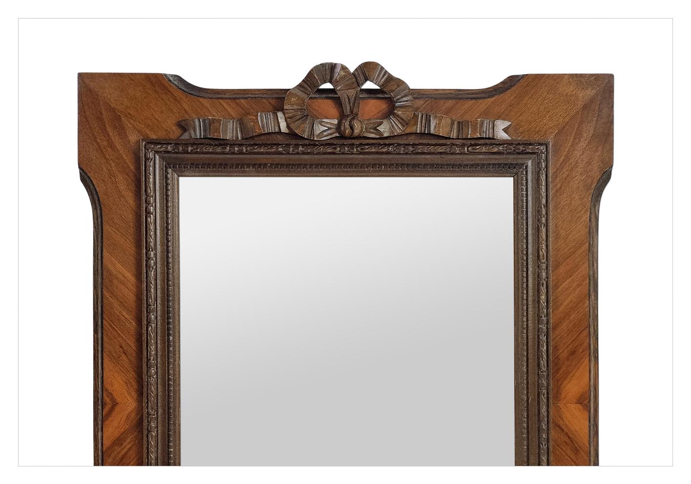 Français Antique French Mirror, Wood & Marquetry, sculpté d'un nœud de style Louis XVI, circa 1900 en vente
