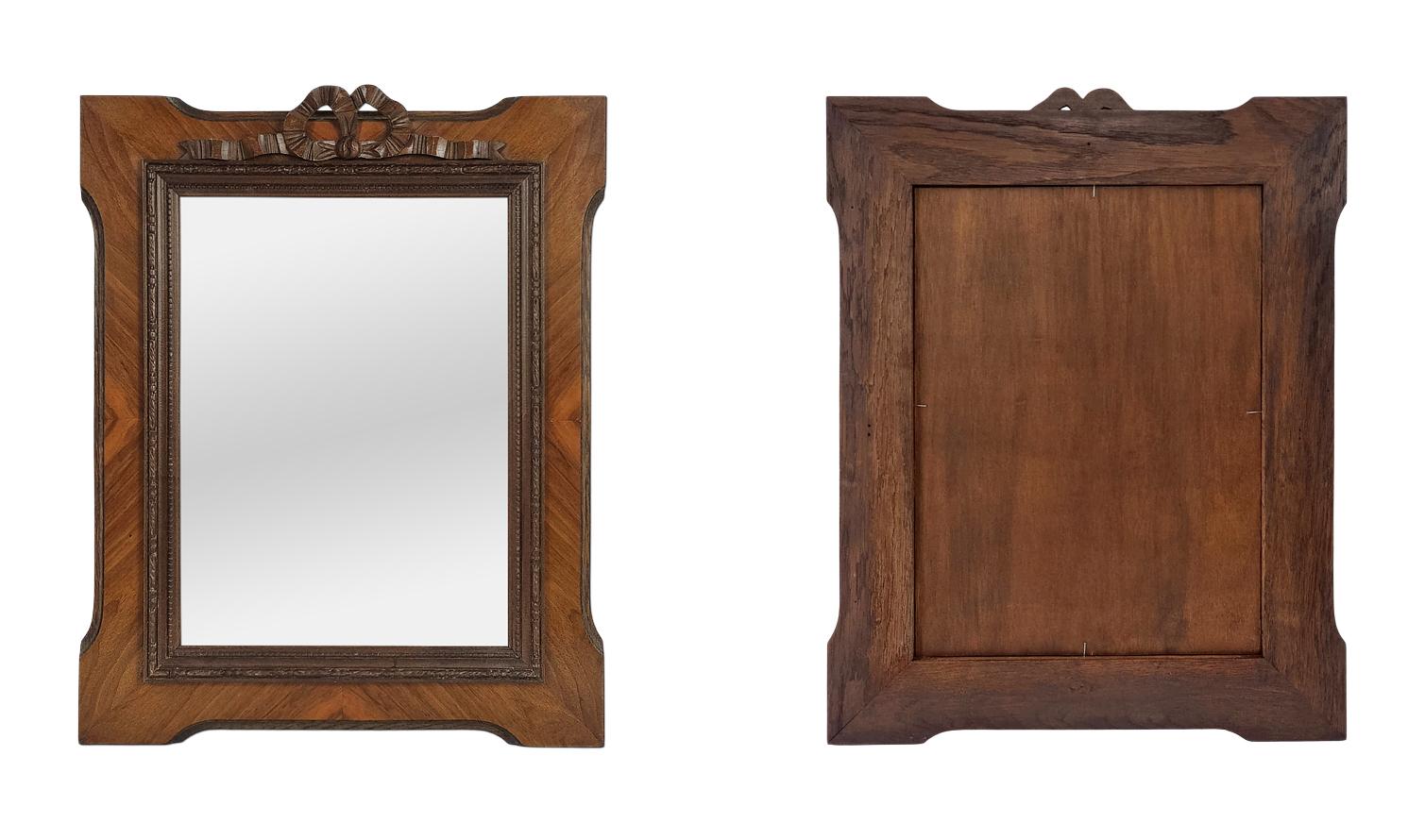 Antique French Mirror, Wood & Marquetry, sculpté d'un nœud de style Louis XVI, circa 1900 en vente 1