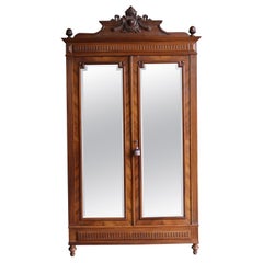 Antique French Armoire con porta a specchio