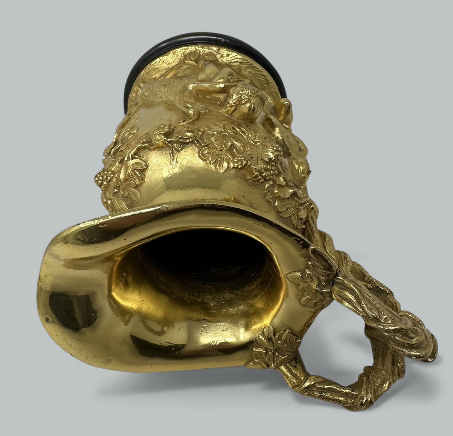 Antique French Mitologico Bronzo Ormolu Ewer Claude Michel Clodion Grand Tour in vendita 4