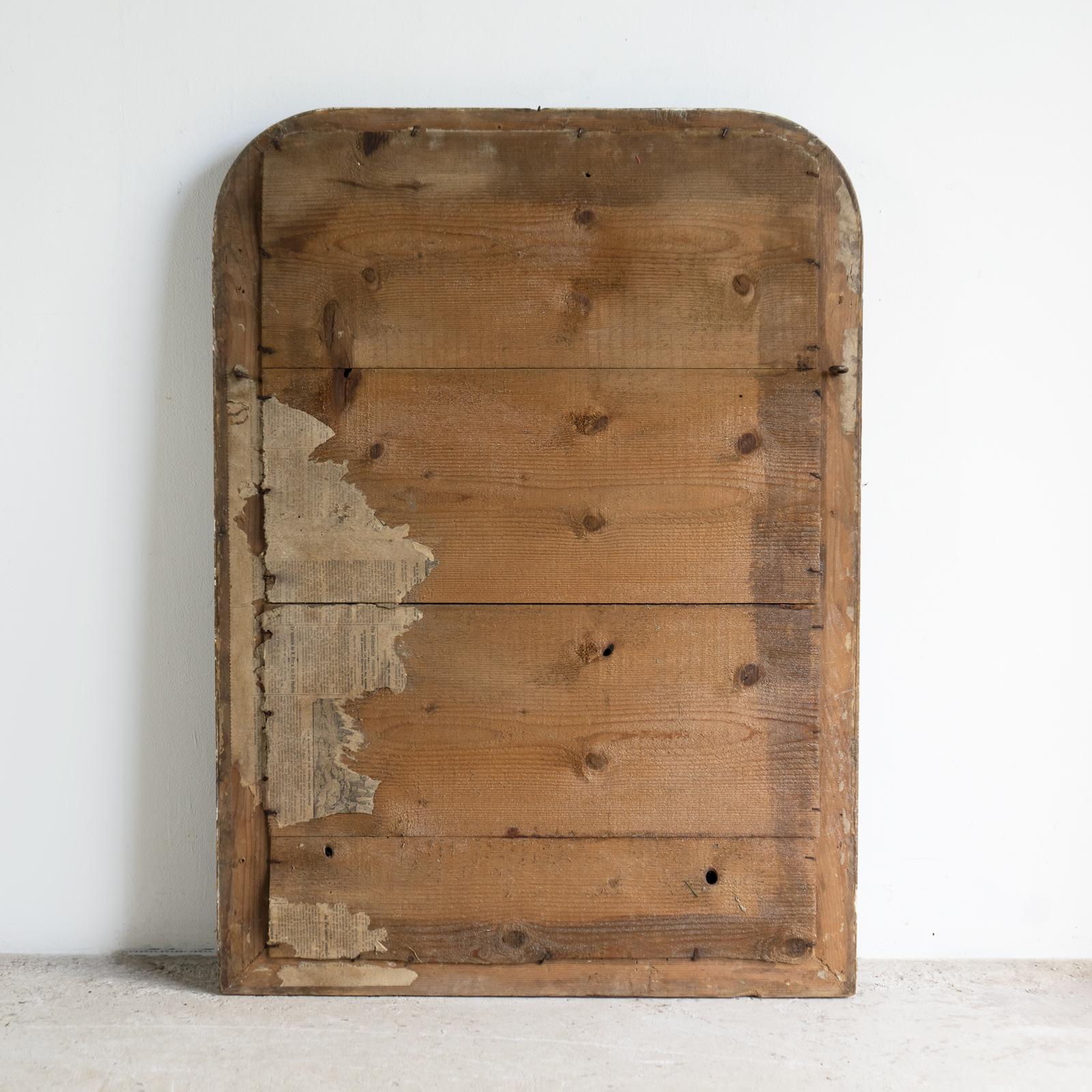 Antique French Napoleon III Arched Gilt Framed Foxed Mirror, Siglo XIX en venta 4