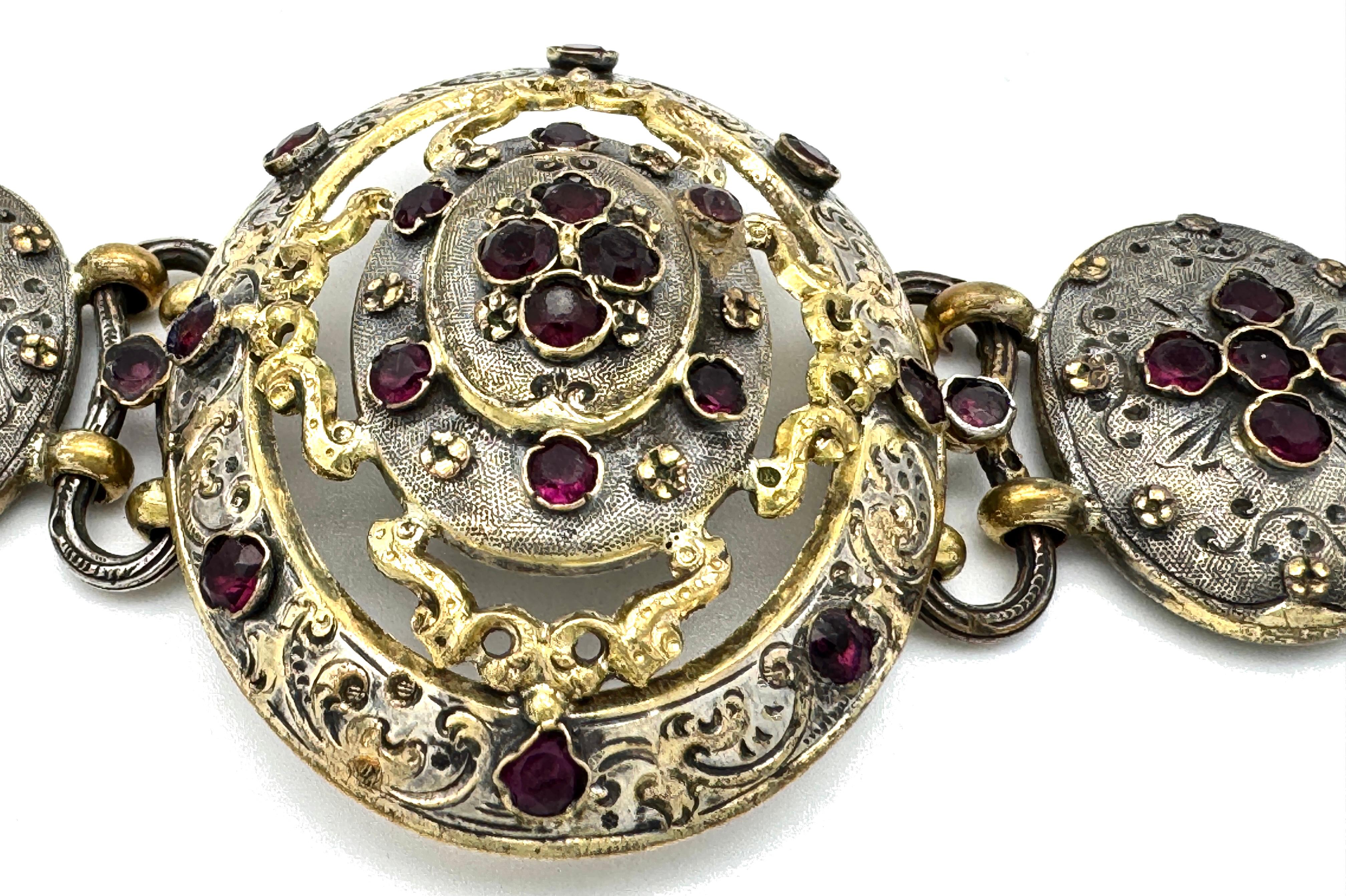 Antiguo  Pulsera francesa Napoleón III Aluminio Granates Metal Dorado en Bueno estado para la venta en Munich, Bavaria