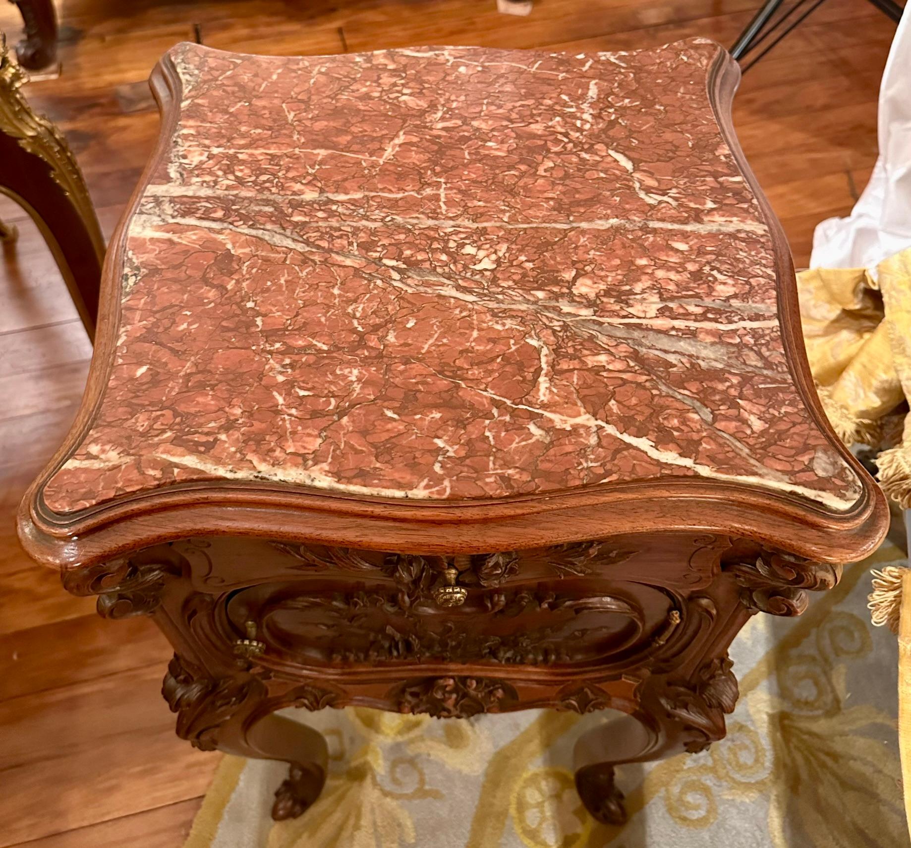 Antique French Napoleon III Carved Mahogany 5 Piece Bedroom Suite, Circa 1880. For Sale 11