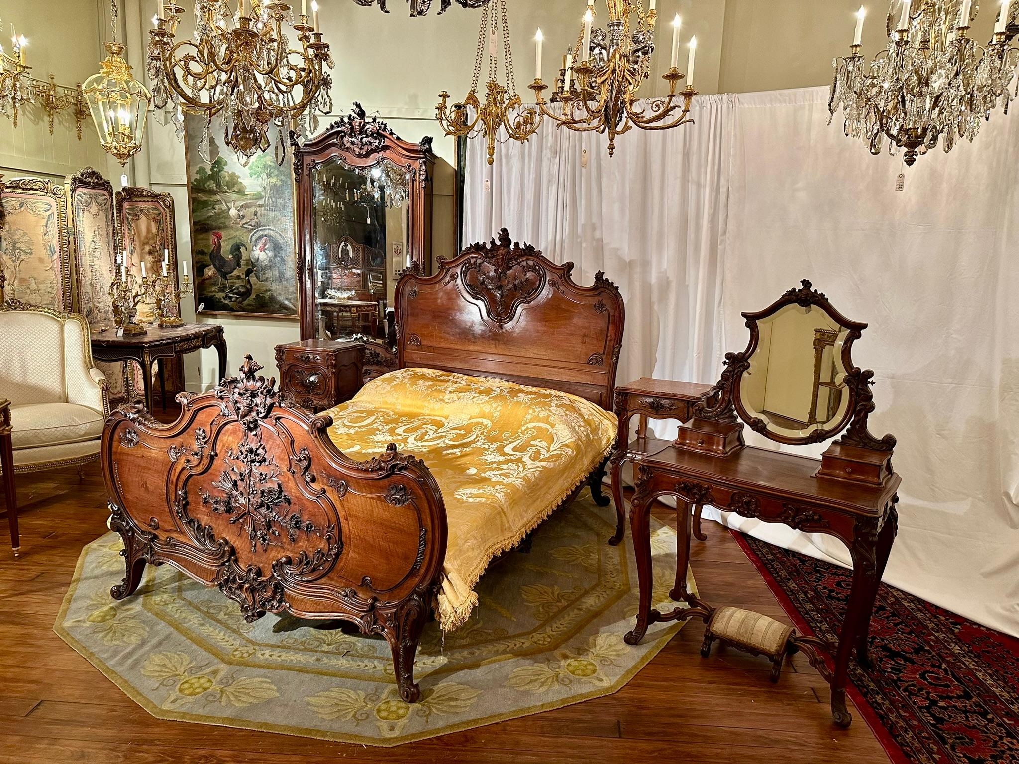 19th Century Antique French Napoleon III Carved Mahogany 5 Piece Bedroom Suite, Circa 1880. For Sale