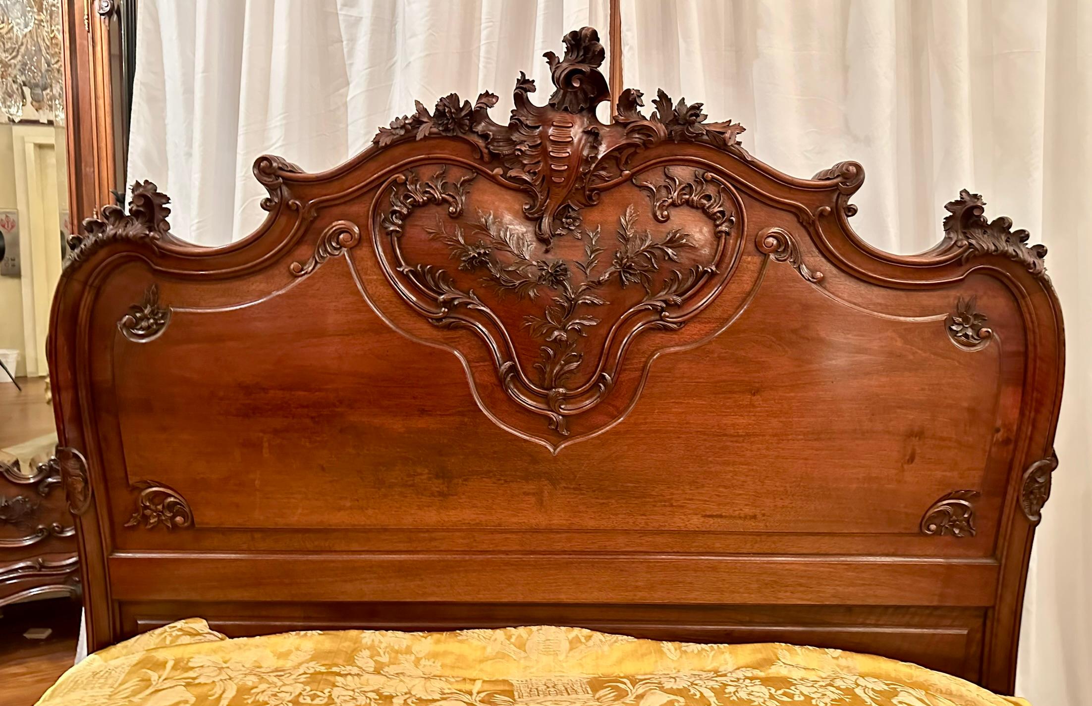 Antique French Napoleon III Carved Mahogany 5 Piece Bedroom Suite, Circa 1880. For Sale 2