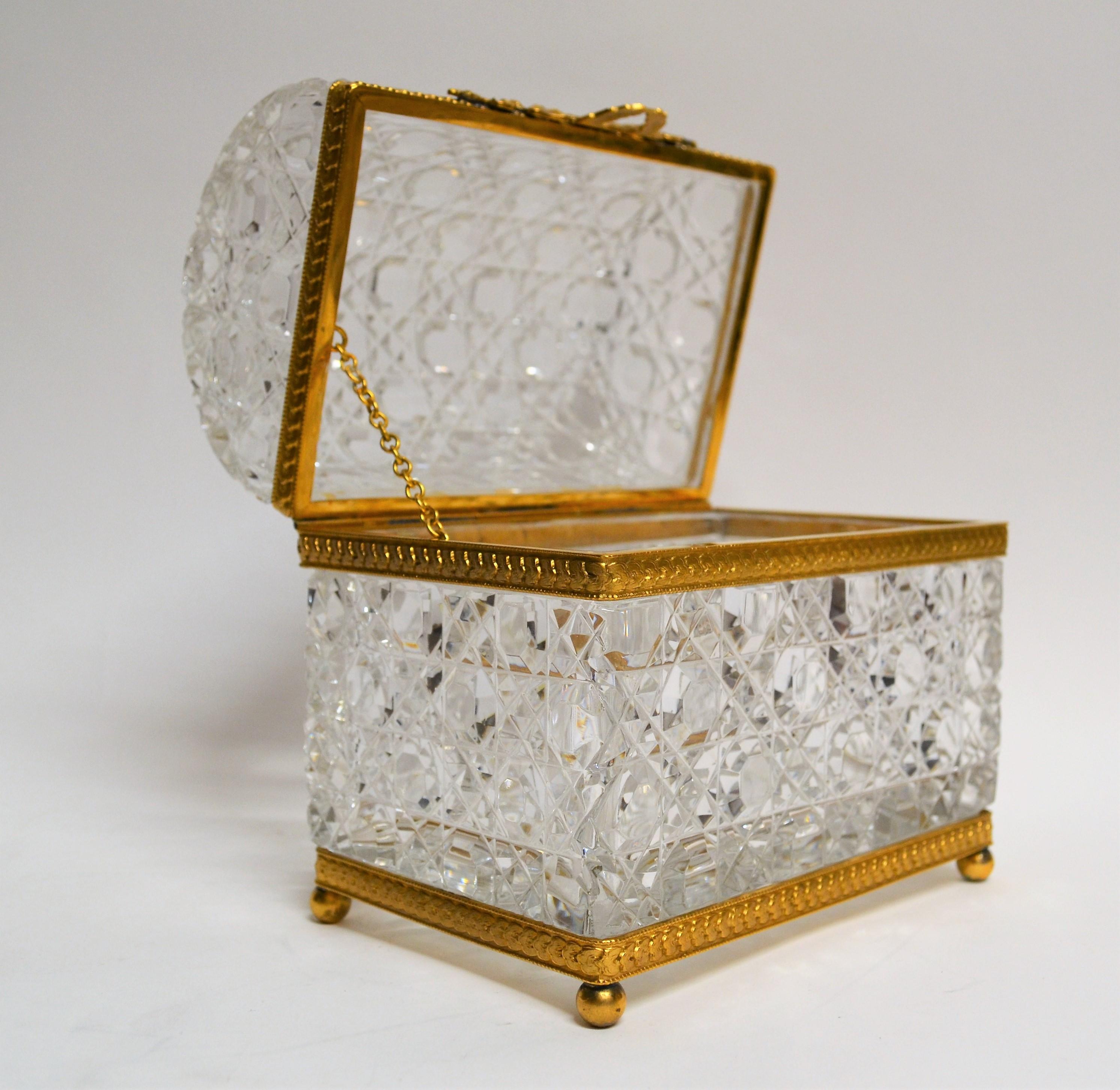 Antique French Napoleon III Crystal Box, circa 1890 In Good Condition In New Orleans, LA