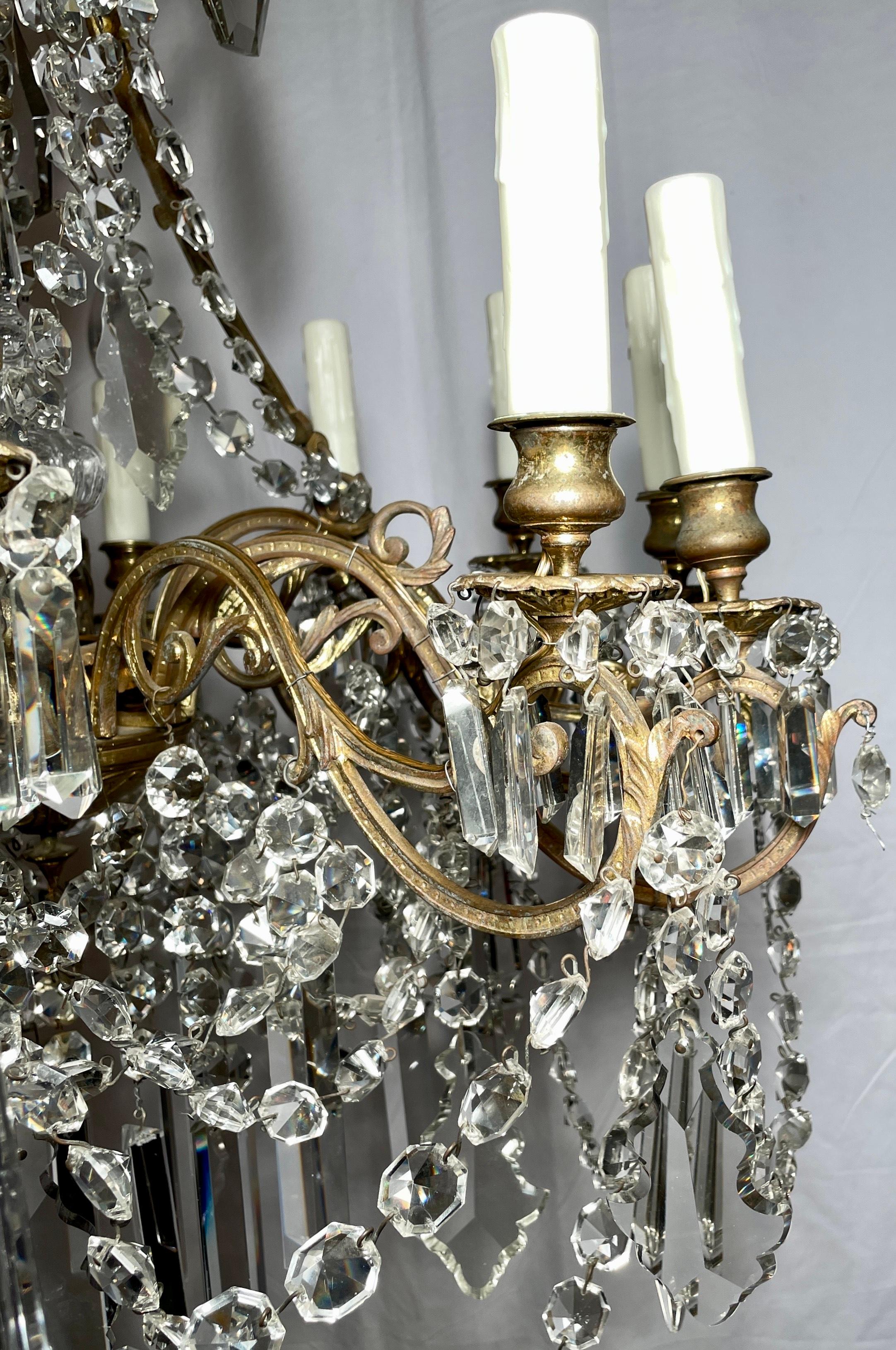 19th Century Antique French Napoleon III Crystal & Gold Bronze 12-Light Chandelier, Ca. 1890 For Sale