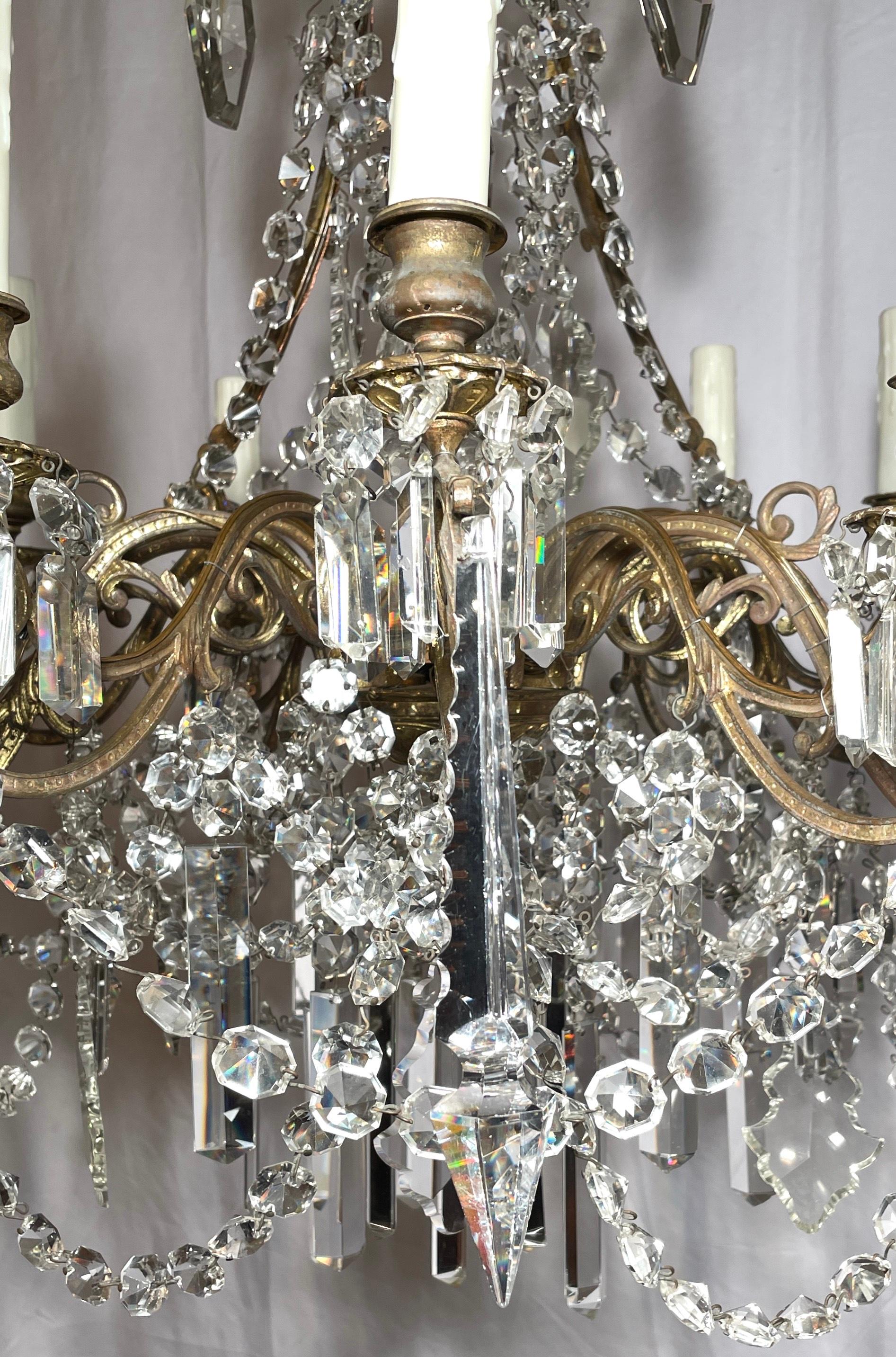 Antique French Napoleon III Crystal & Gold Bronze 12-Light Chandelier, Ca. 1890 For Sale 2
