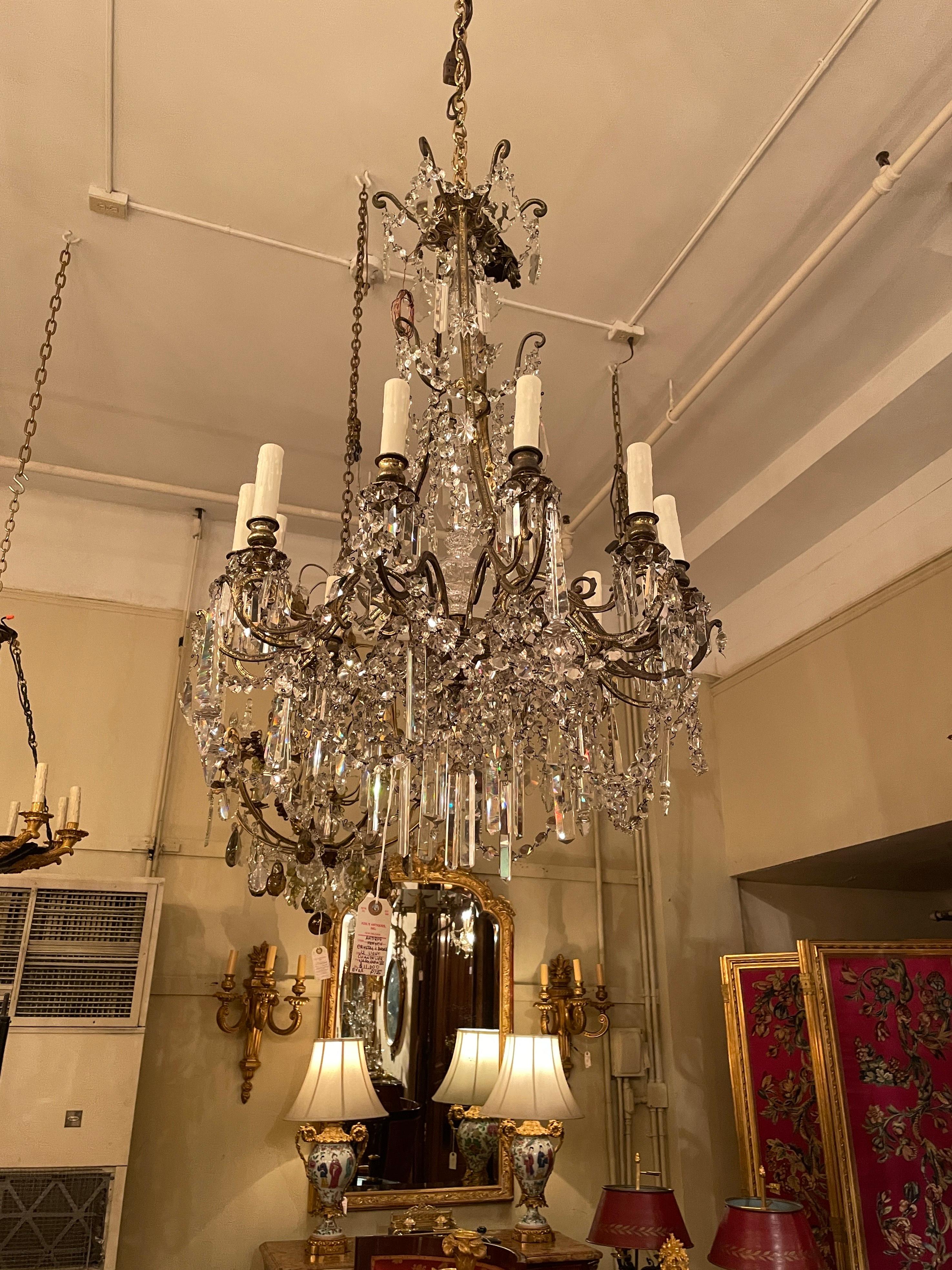 Antique French Napoleon III Crystal & Gold Bronze 12-Light Chandelier, Ca. 1890 For Sale 3