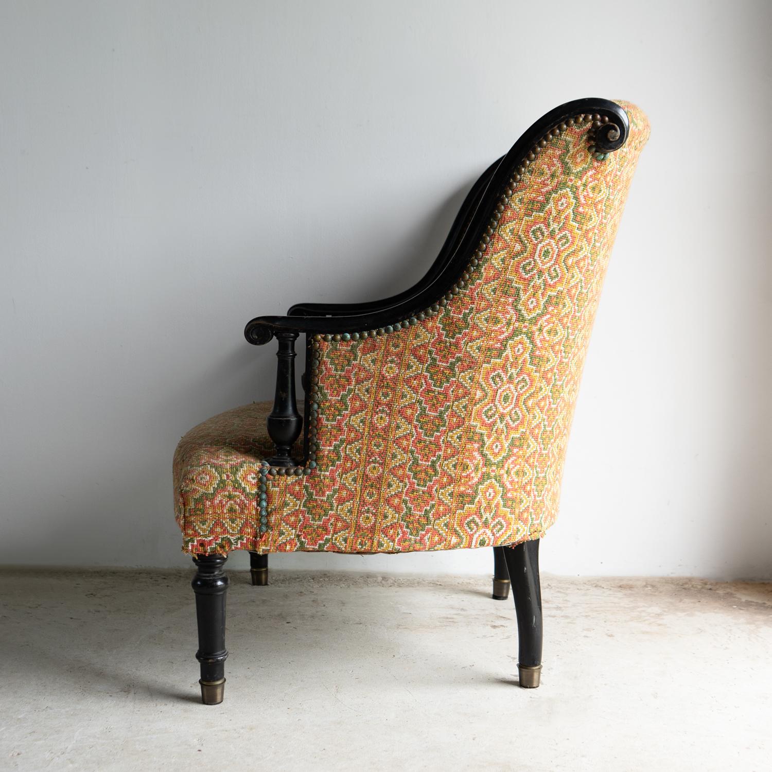 Antique French Napoleon III Ebonised And Upholstered Armchair, 19th Century Tallado en venta