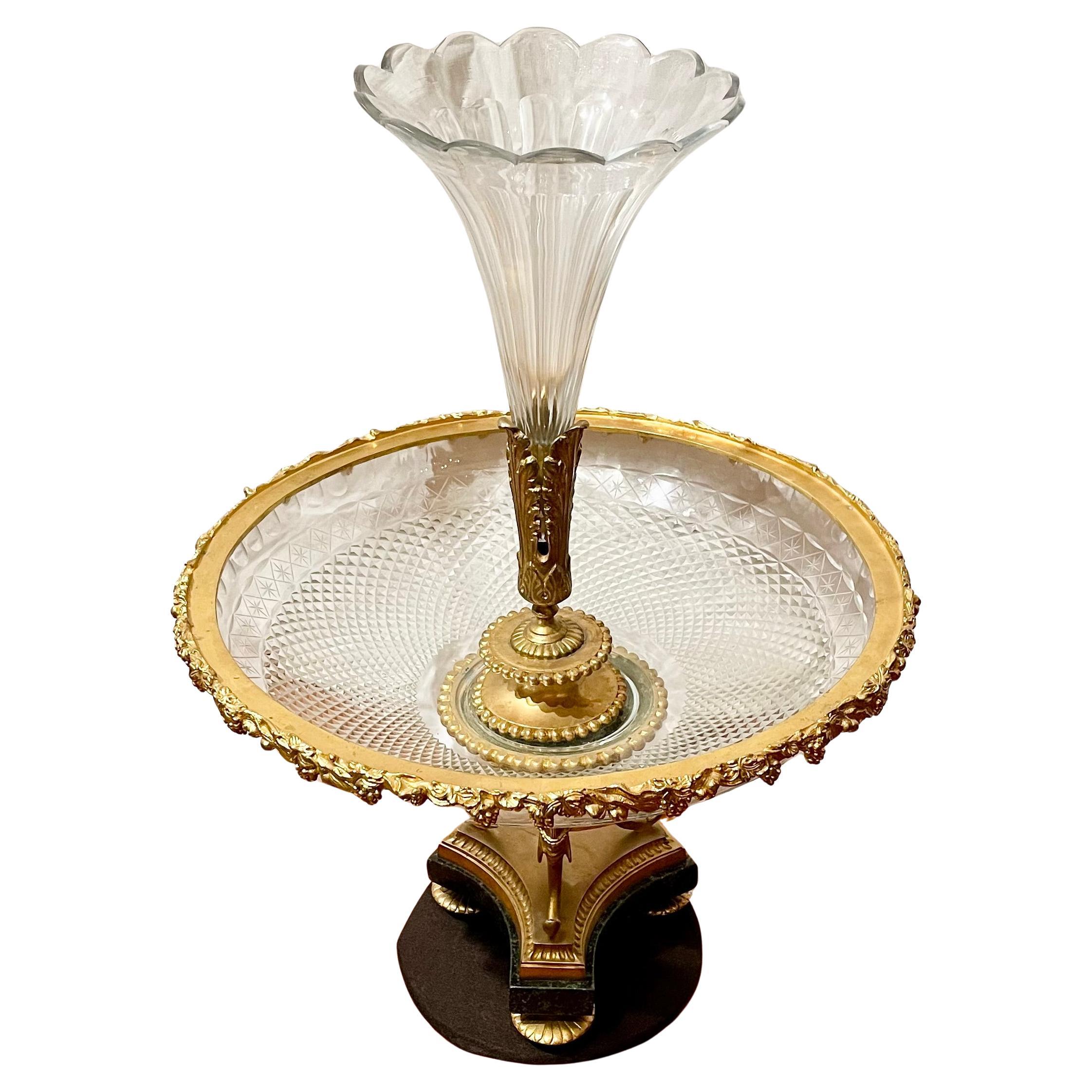 Francese Antique French Napoleon III Era Cut Crystal & Ormolu Epergne, CIRCA 1850-1870. in vendita