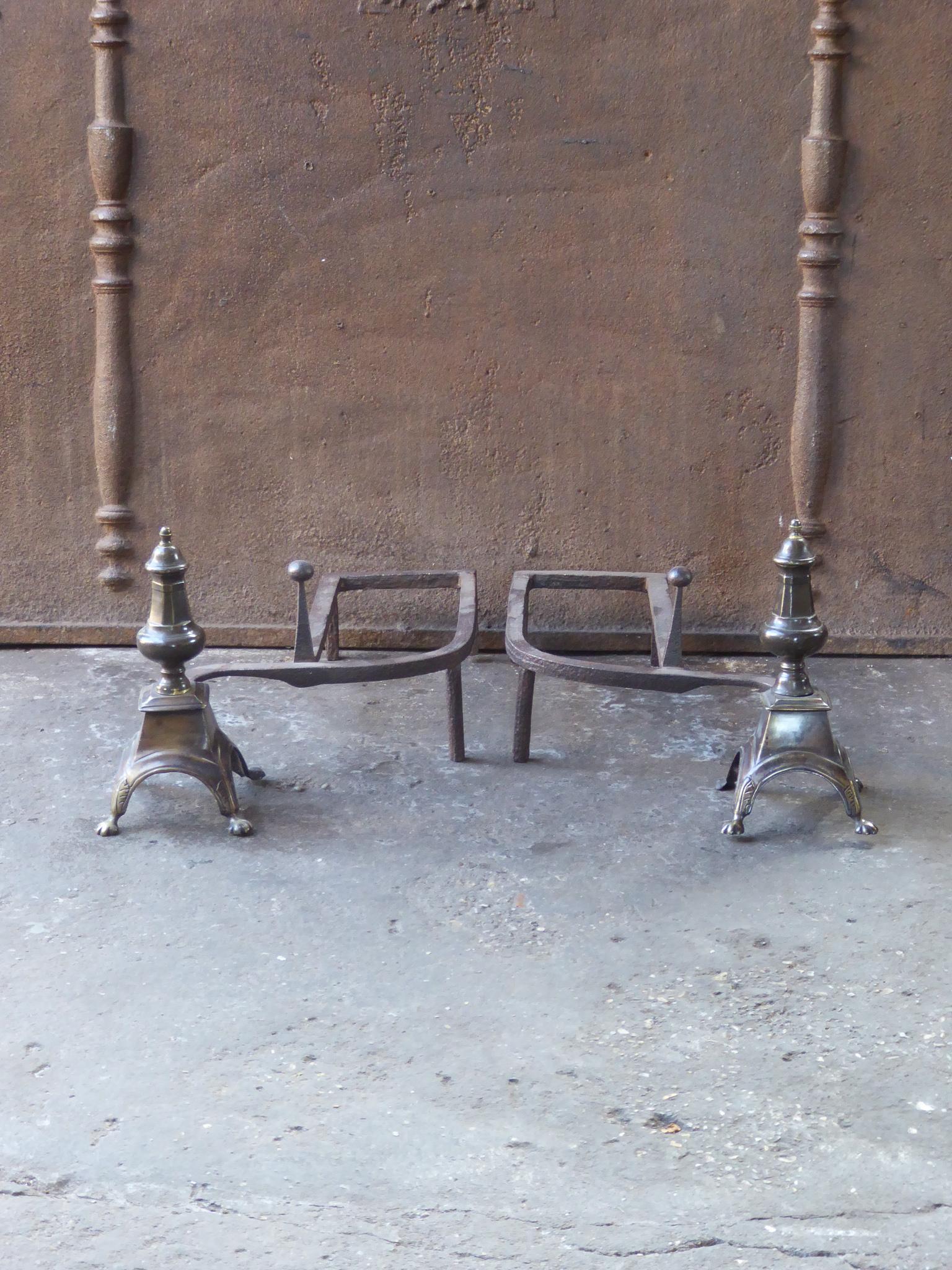 19th century French Napoleon III fireplace basket, fire basket made of wrought iron and brass. The basket is in a good condition and is fully functional.