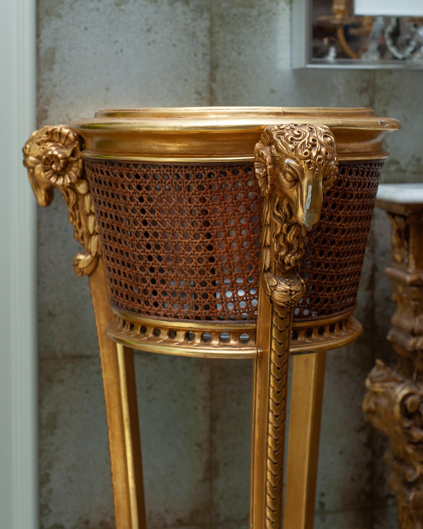 Antique French Napoleon III Giltwood and Can Webbing Plant Stand / Jardiniere In Good Condition In Toronto, ON