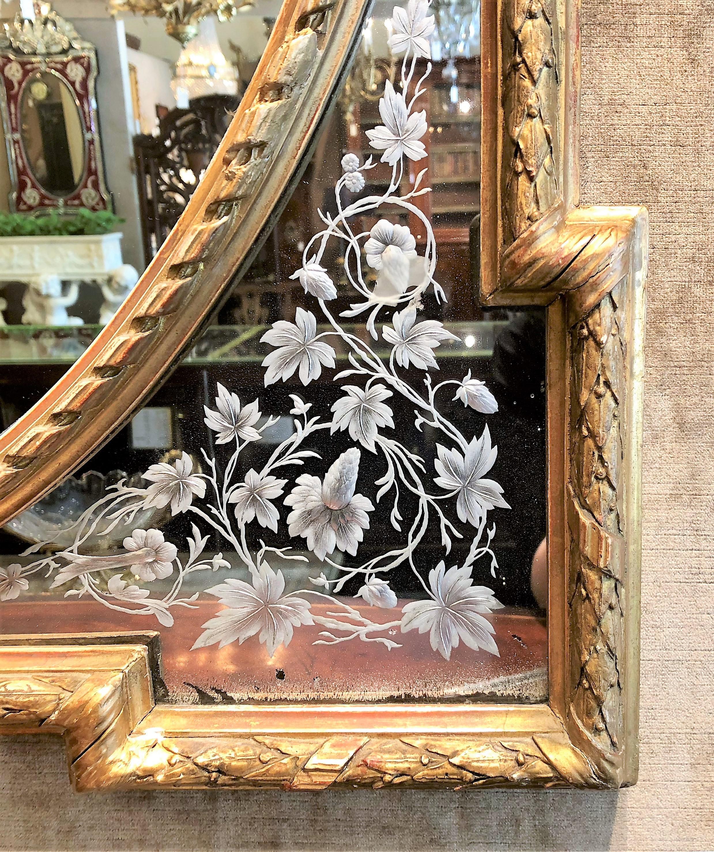 Antique French Napoleon III Gold Framed Mirror In Good Condition For Sale In New Orleans, LA