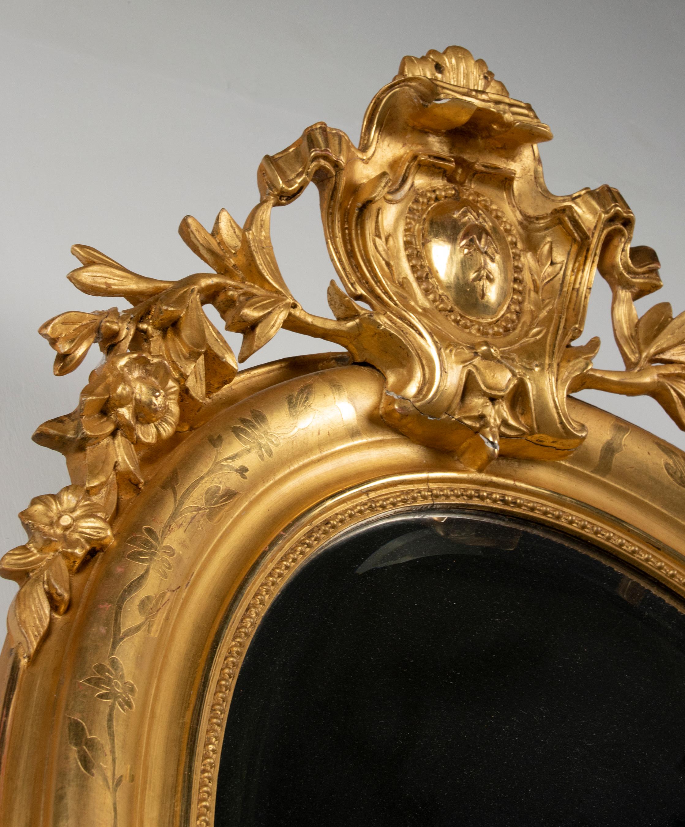 Antique French Napoleon III Gold Leaf Oval Mirror 4