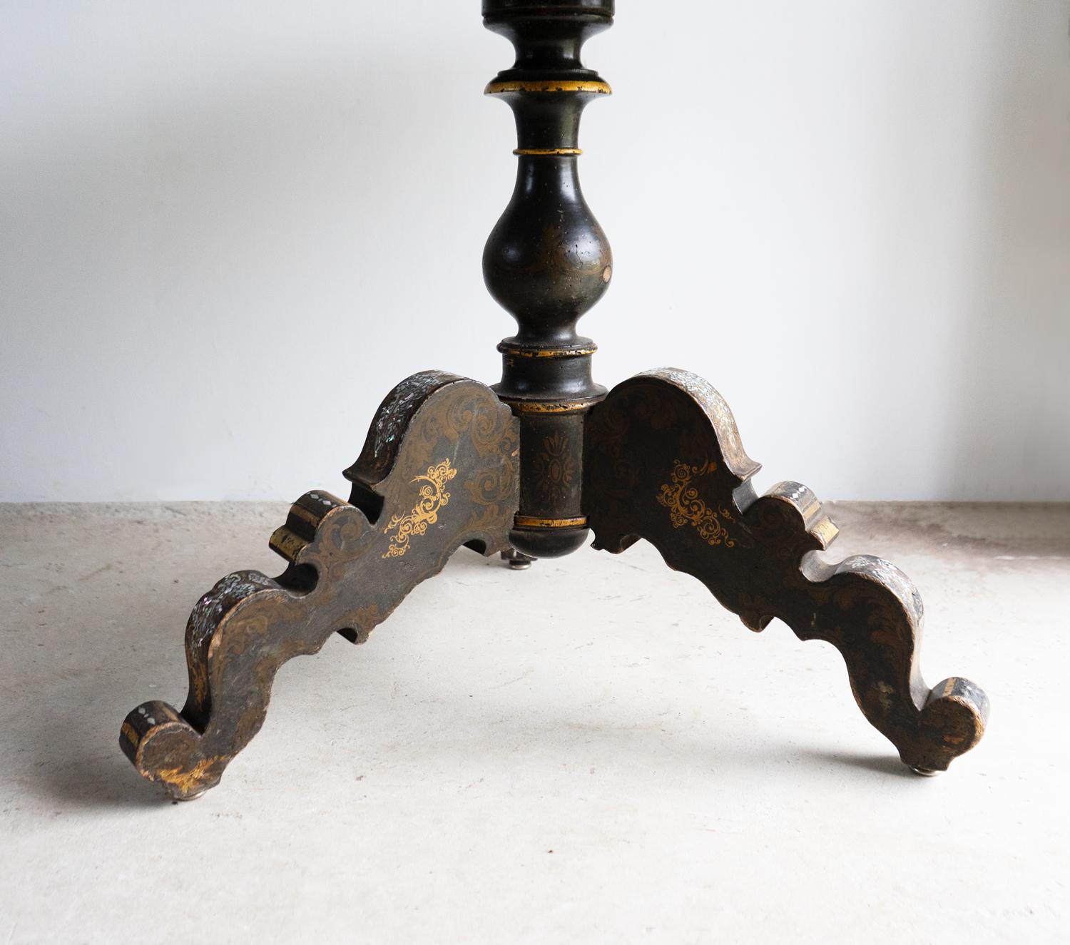Antique French Napoleon III Lacquered Pedestal Table, Inlaid Hand Painted 19th C For Sale 6