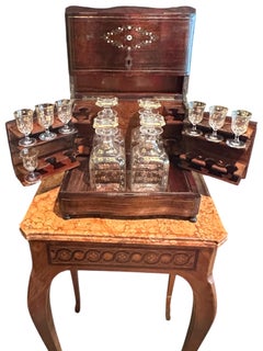 Antique French mobile da liquori in intarsio "Cave à Liqueur" in stile Napoleone III, 1860 circa.
