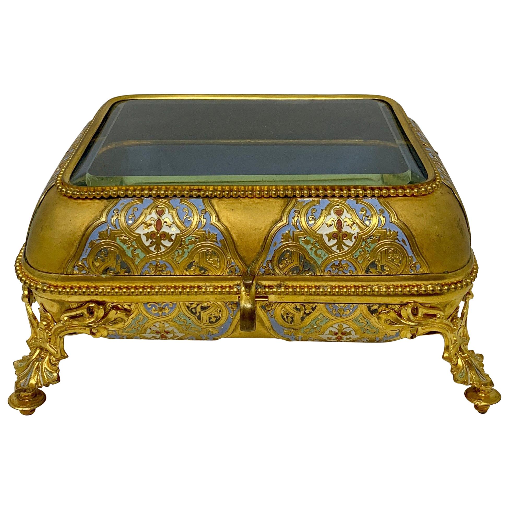 Ancienne boîte à bijoux Napoléon III en bronze doré et cloisonné