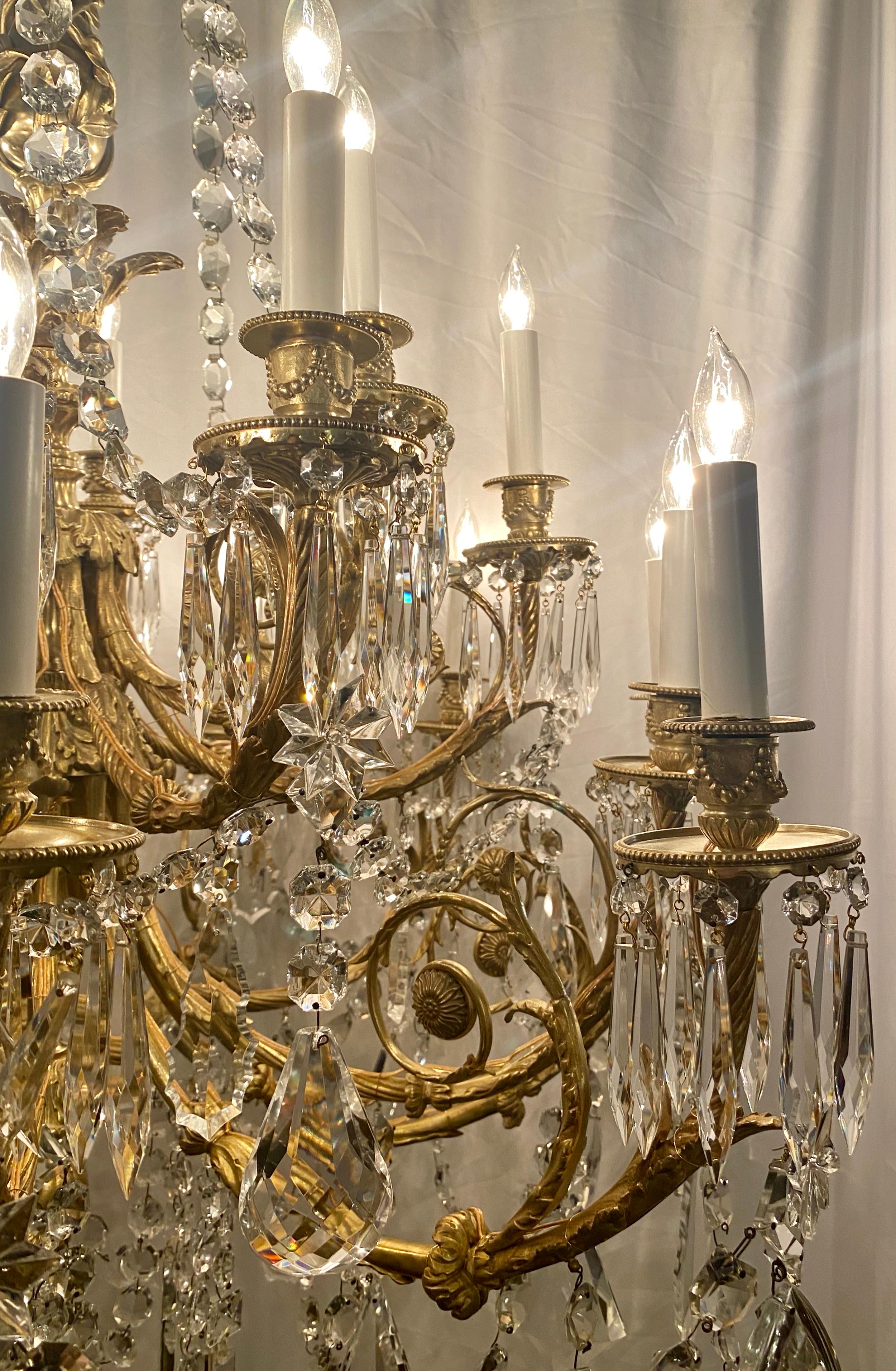 Antique French Napoleon III Ormolu and Crystal 24-Light Chandelier, circa 1880s In Good Condition In New Orleans, LA