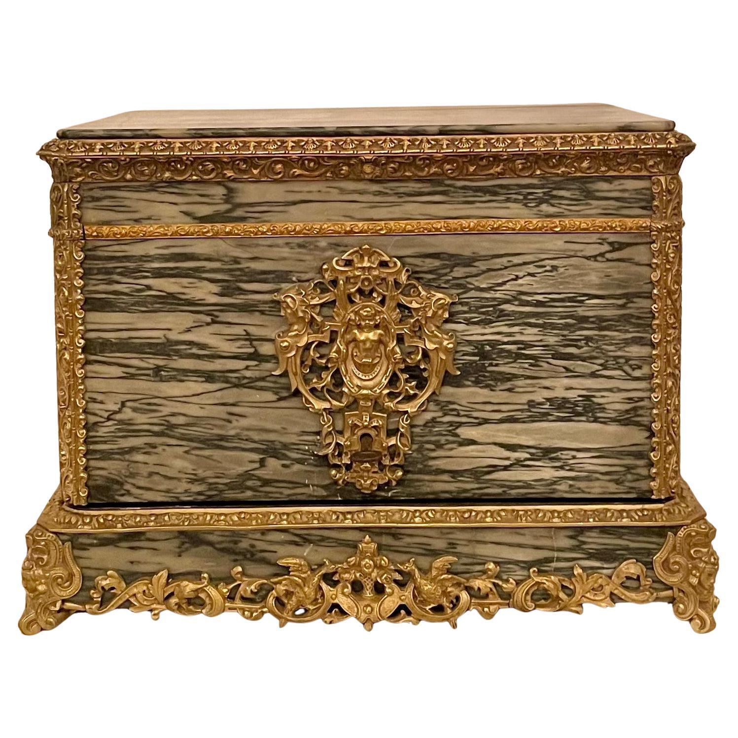 Antike Französisch Napoleon III Ormolu montiert Marmor Cave à Liqueur CIRCA 1870-1880 im Angebot 1