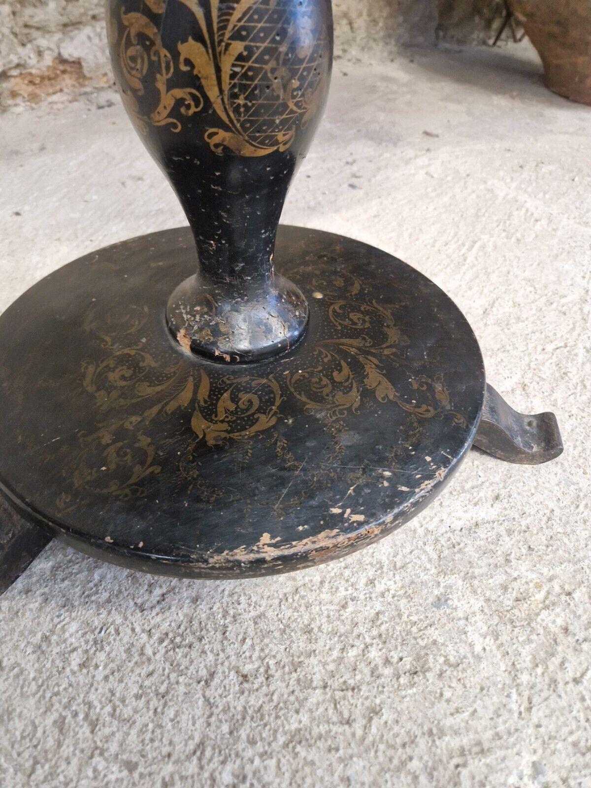 Antique French Napoleon III Pedestal Table  For Sale 7