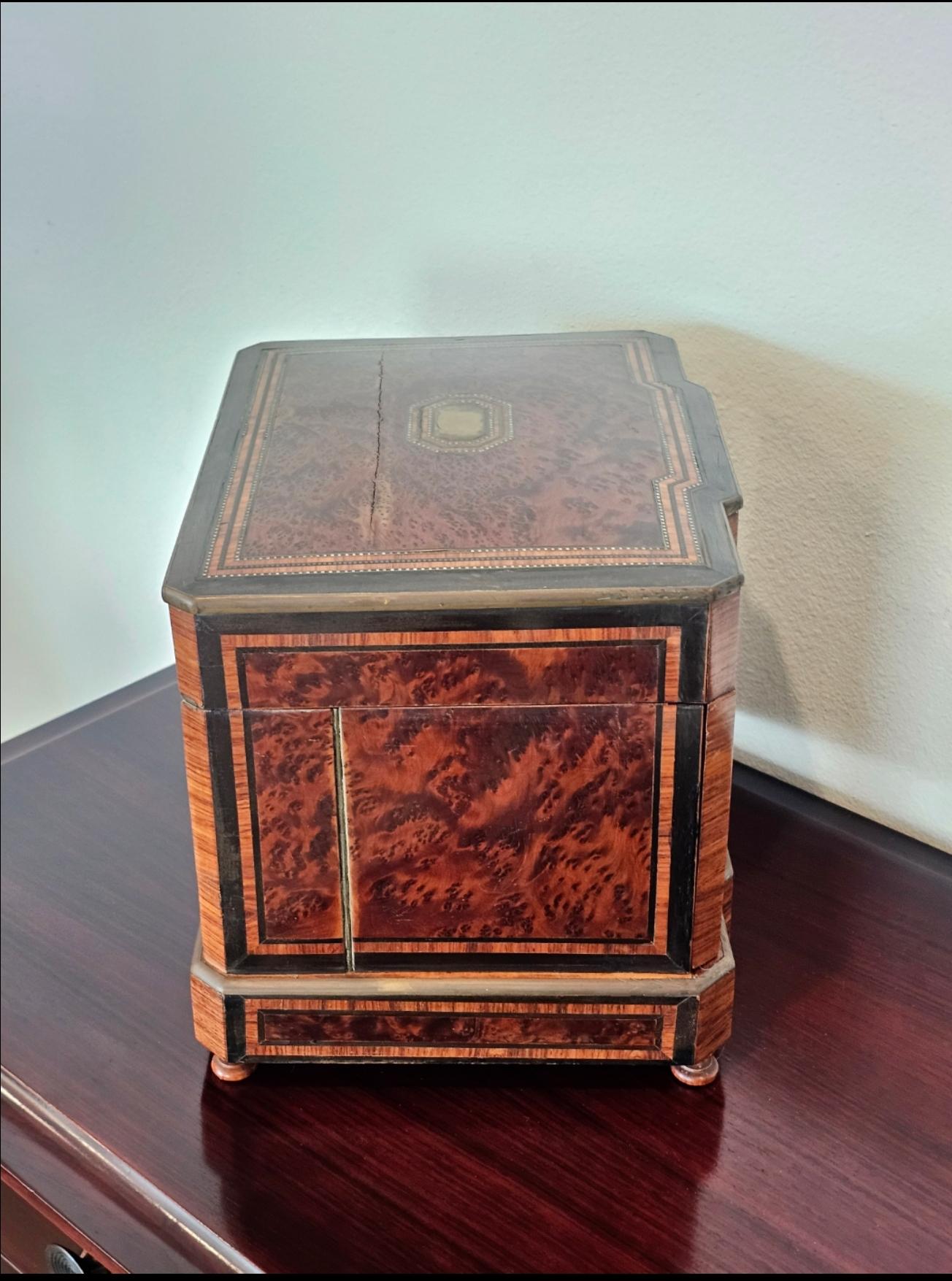 Antique French Napoleon III Period Burlwood Box Cave a Liqueur Decanter Set 7