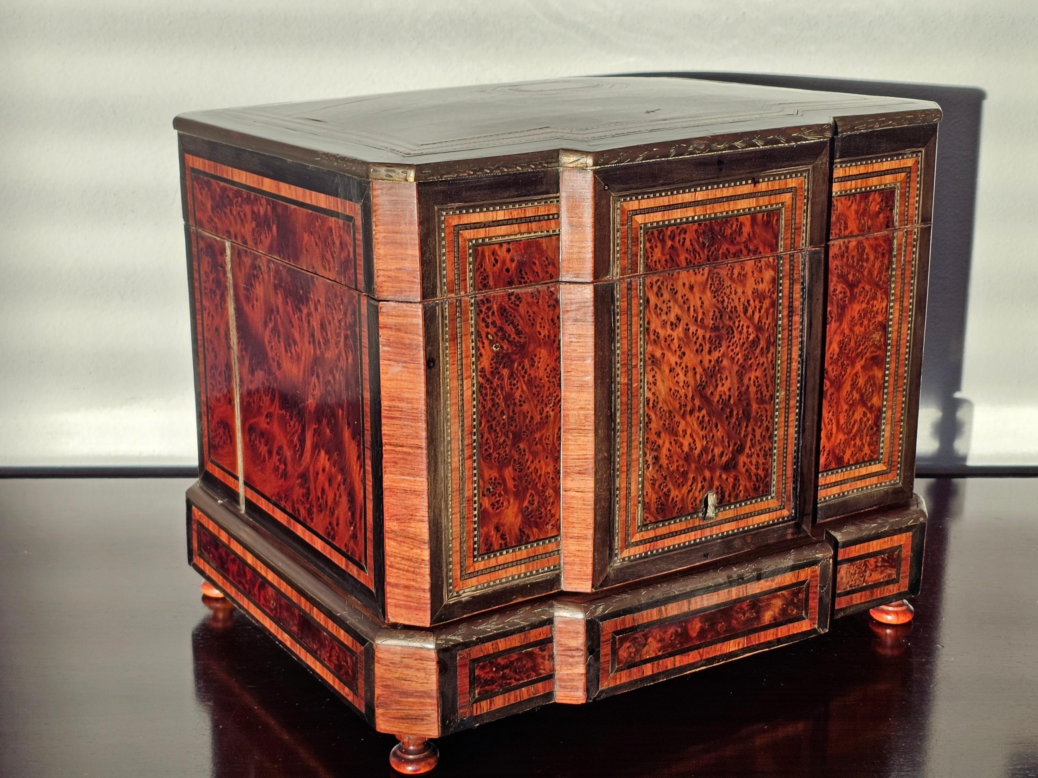 Antique French Napoleon III Period Burlwood Box Cave a Liqueur Decanter Set 12