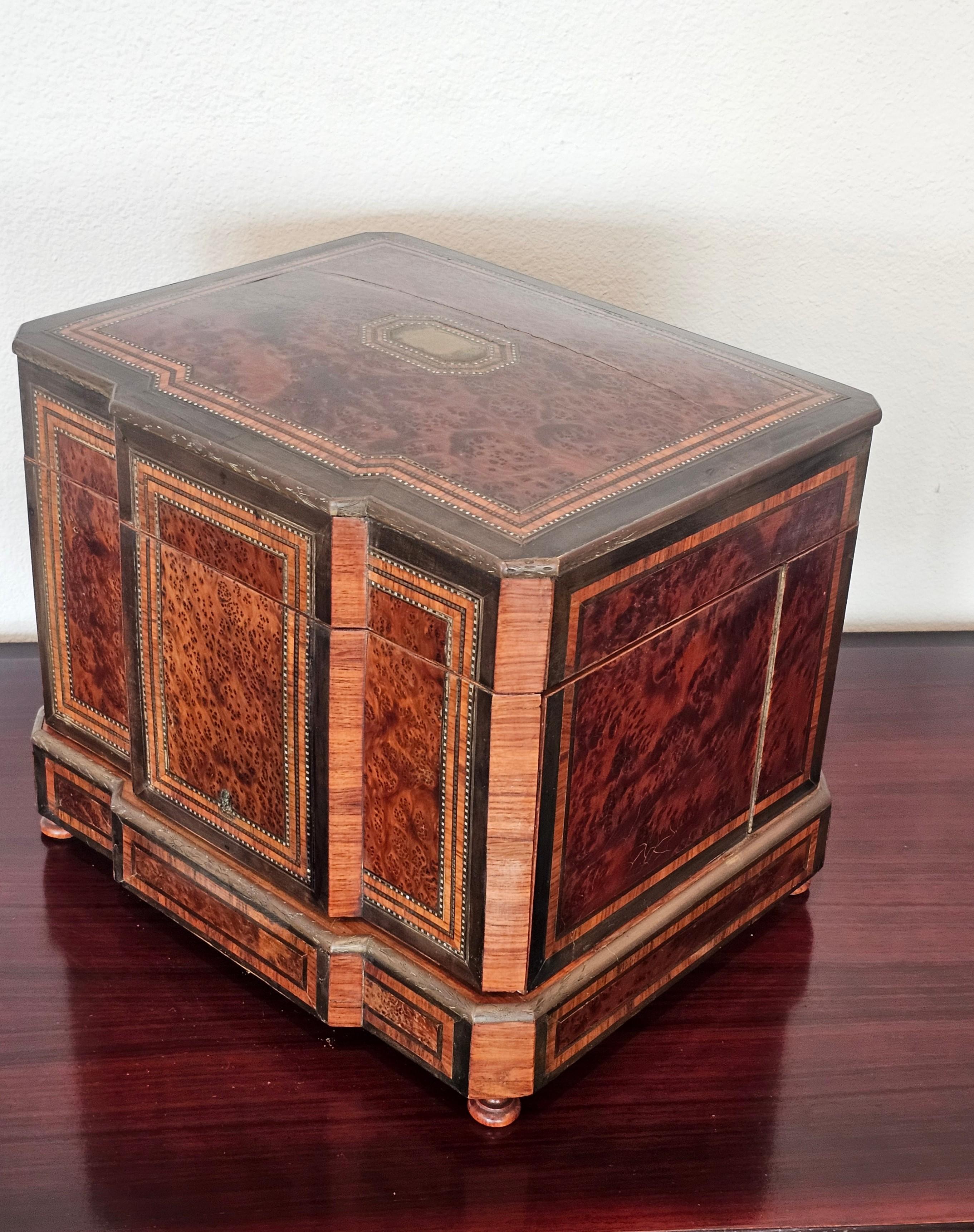 Antique French Napoleon III Period Burlwood Box Cave a Liqueur Decanter Set Napoleón III
