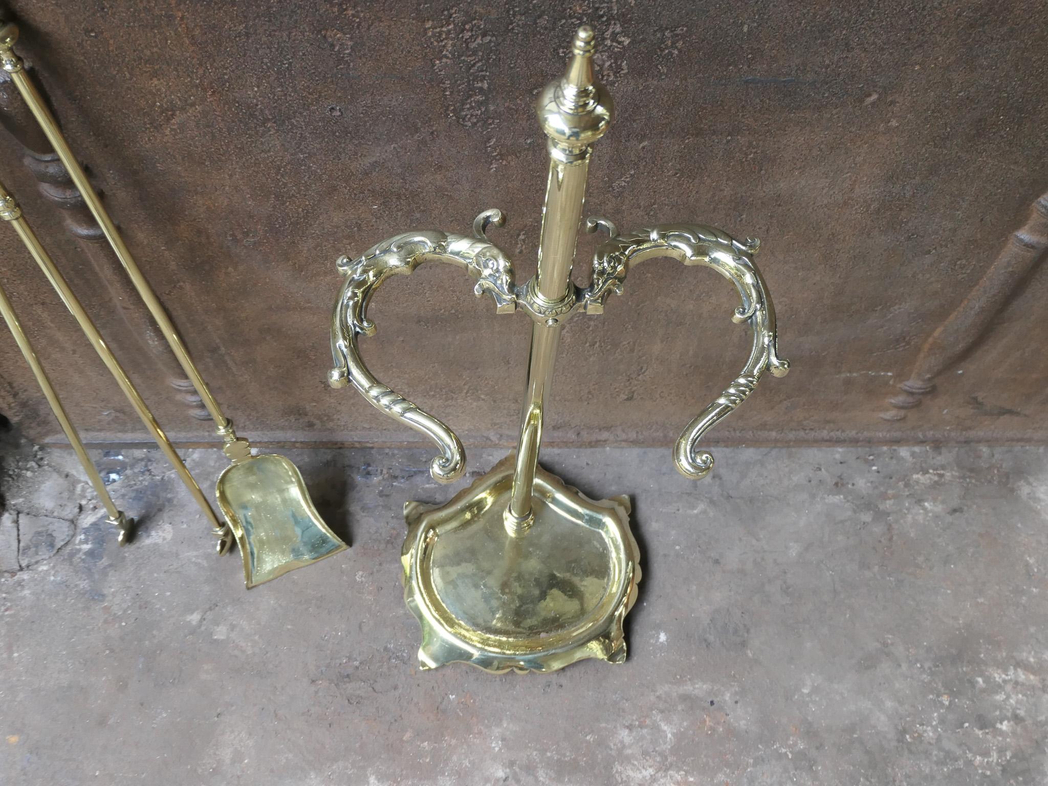 Antique French Napoleon III Period Fireplace Tools o strumenti per il fuoco, XIX secolo in vendita 3