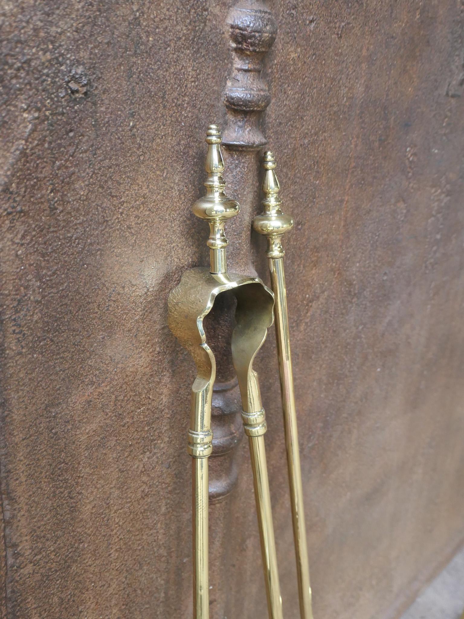 Antique French Napoleon III Period Fireplace Tools o strumenti per il fuoco, XIX secolo in vendita 5