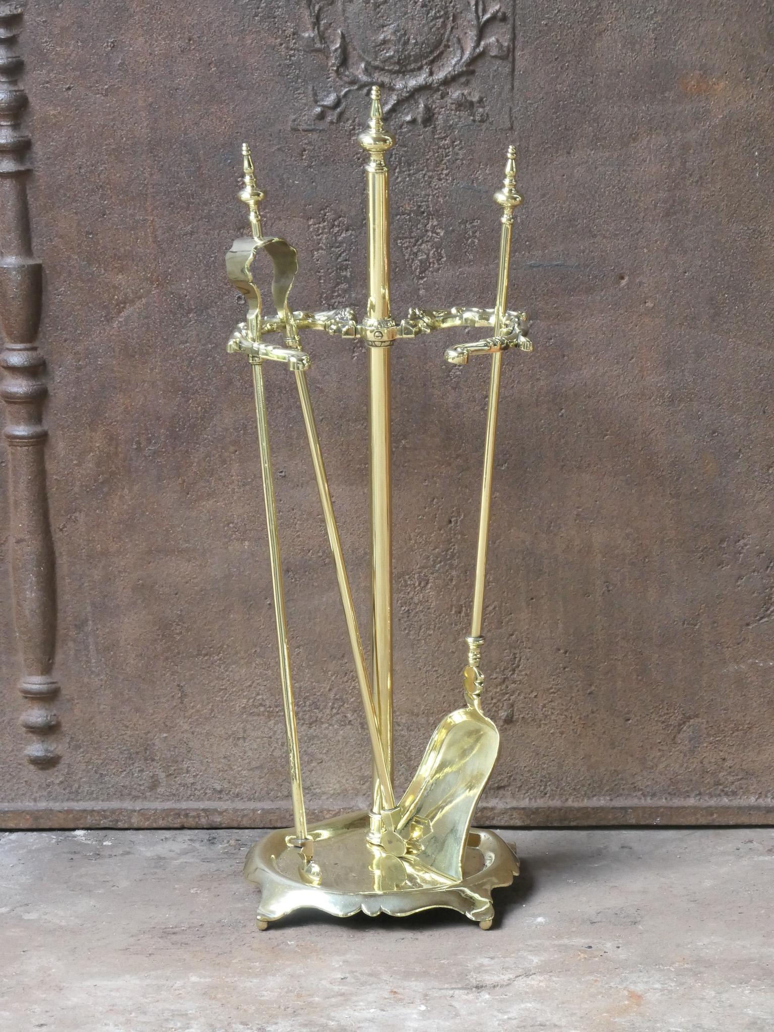 Francese Antique French Napoleon III Period Fireplace Tools o strumenti per il fuoco, XIX secolo in vendita
