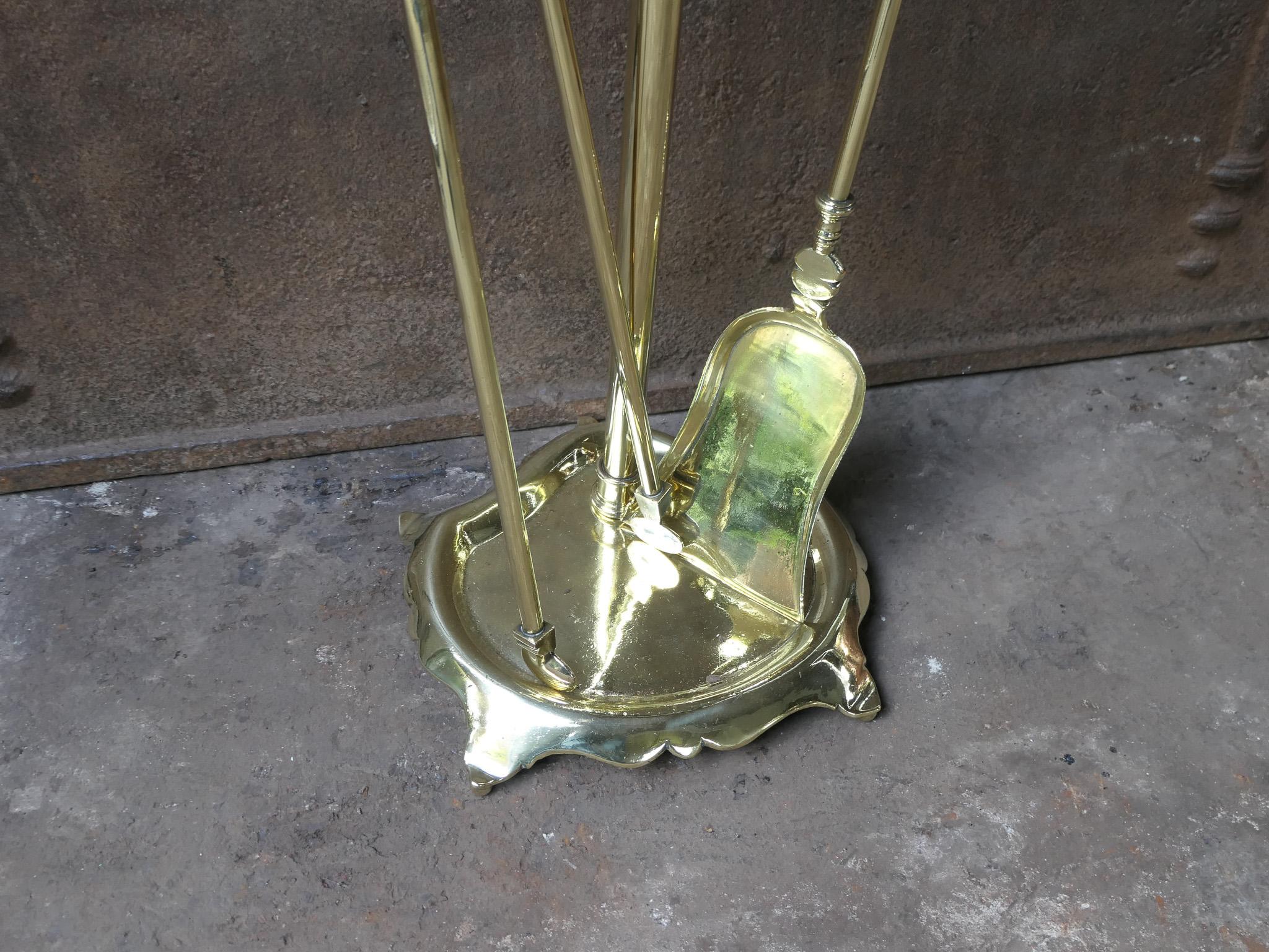 Antique French Napoleon III Period Fireplace Tools o strumenti per il fuoco, XIX secolo in vendita 1