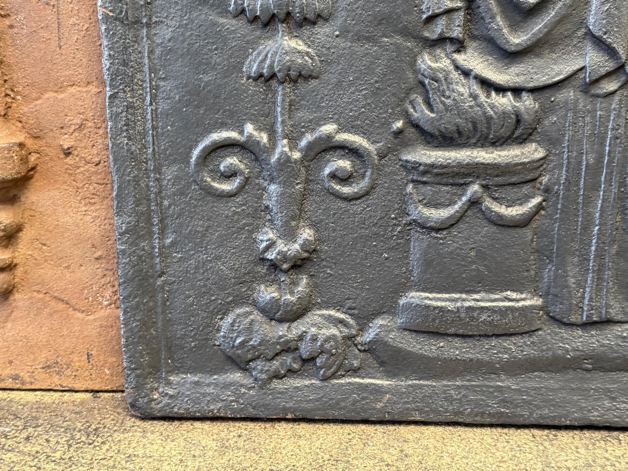 Ferro Antique French Napoleon III Period 'Vestal Virgin' Fireback / Backsplash in vendita