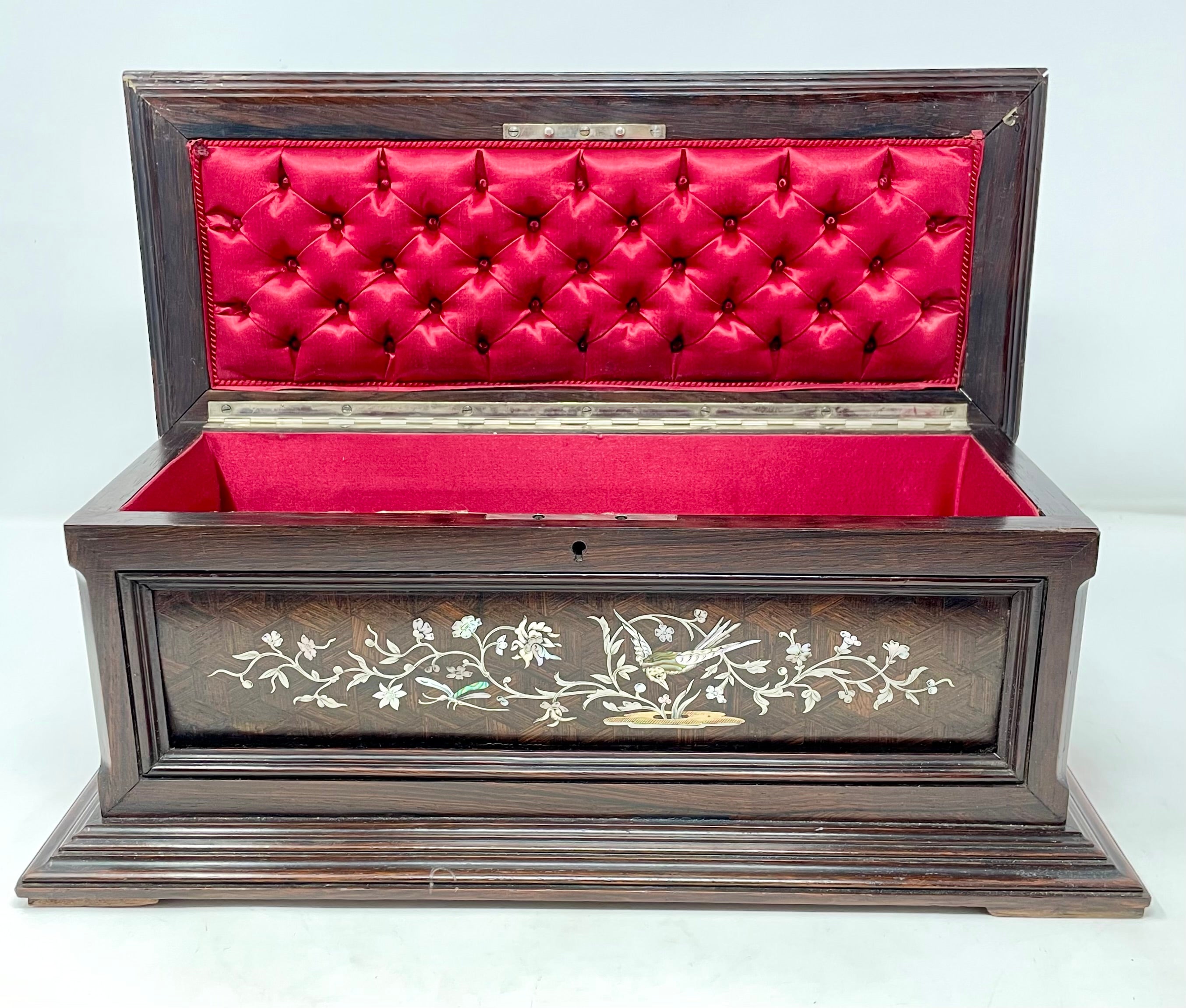 Antique French Napoleon III Rosewood Jewel Box with Silver Inlay Circa 1860-1870 For Sale 1