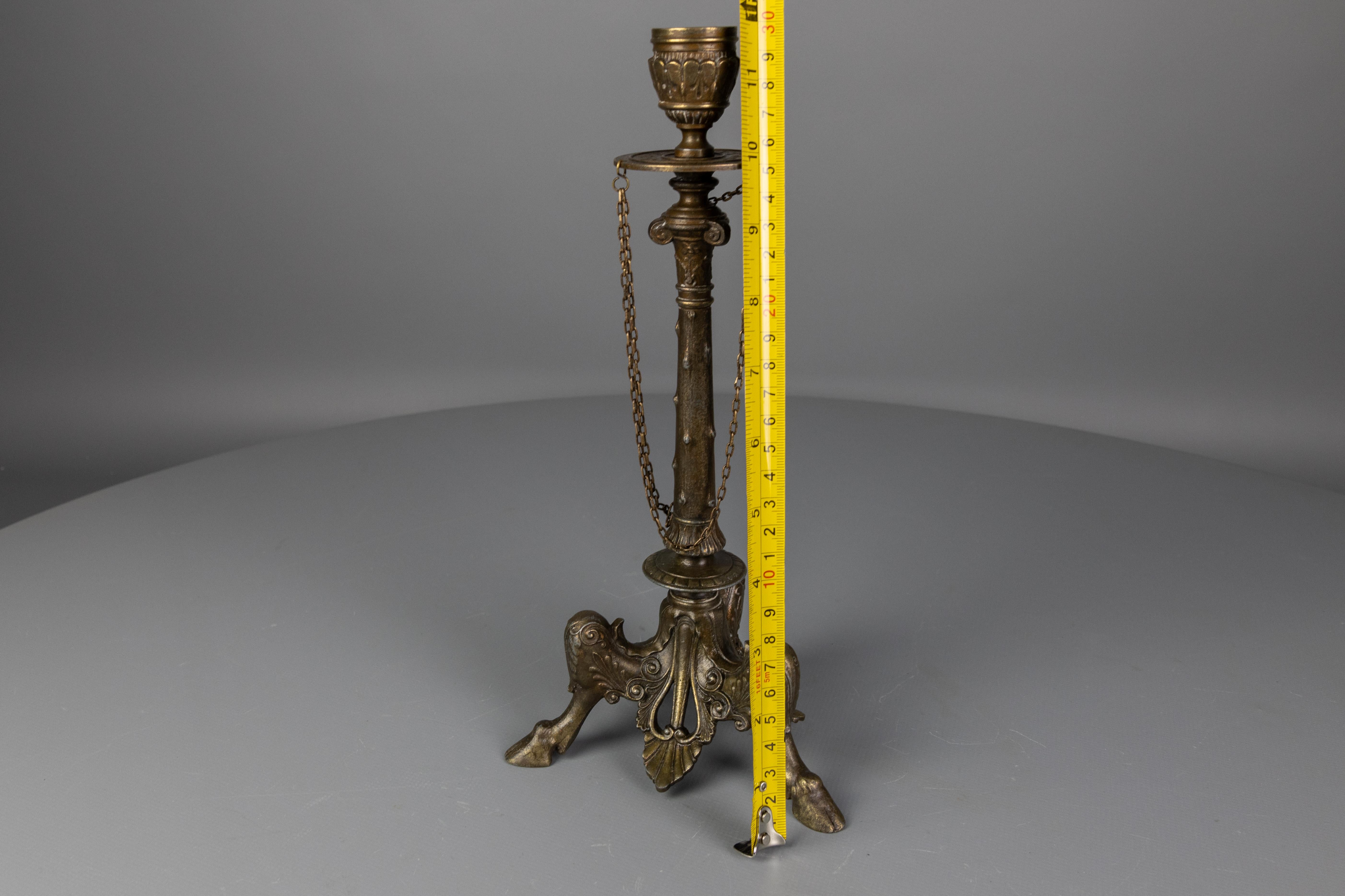 Antique French Napoleon III Candeliere di spelta, fine XIX secolo in vendita 12