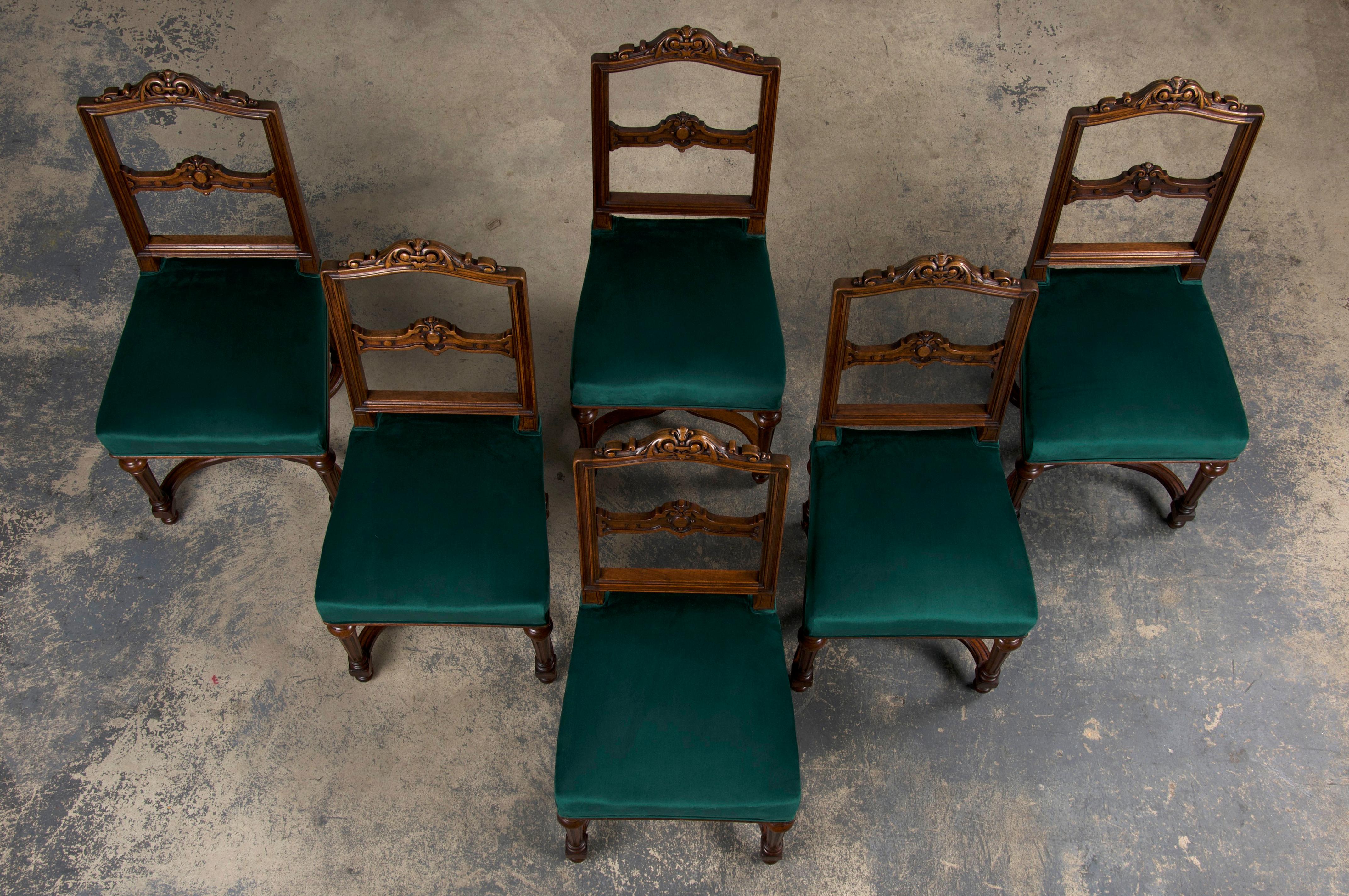 Hand-Crafted Antique French Napoleon III Style Oak Dining Chairs W/ Green Velvet - Set of 6 For Sale