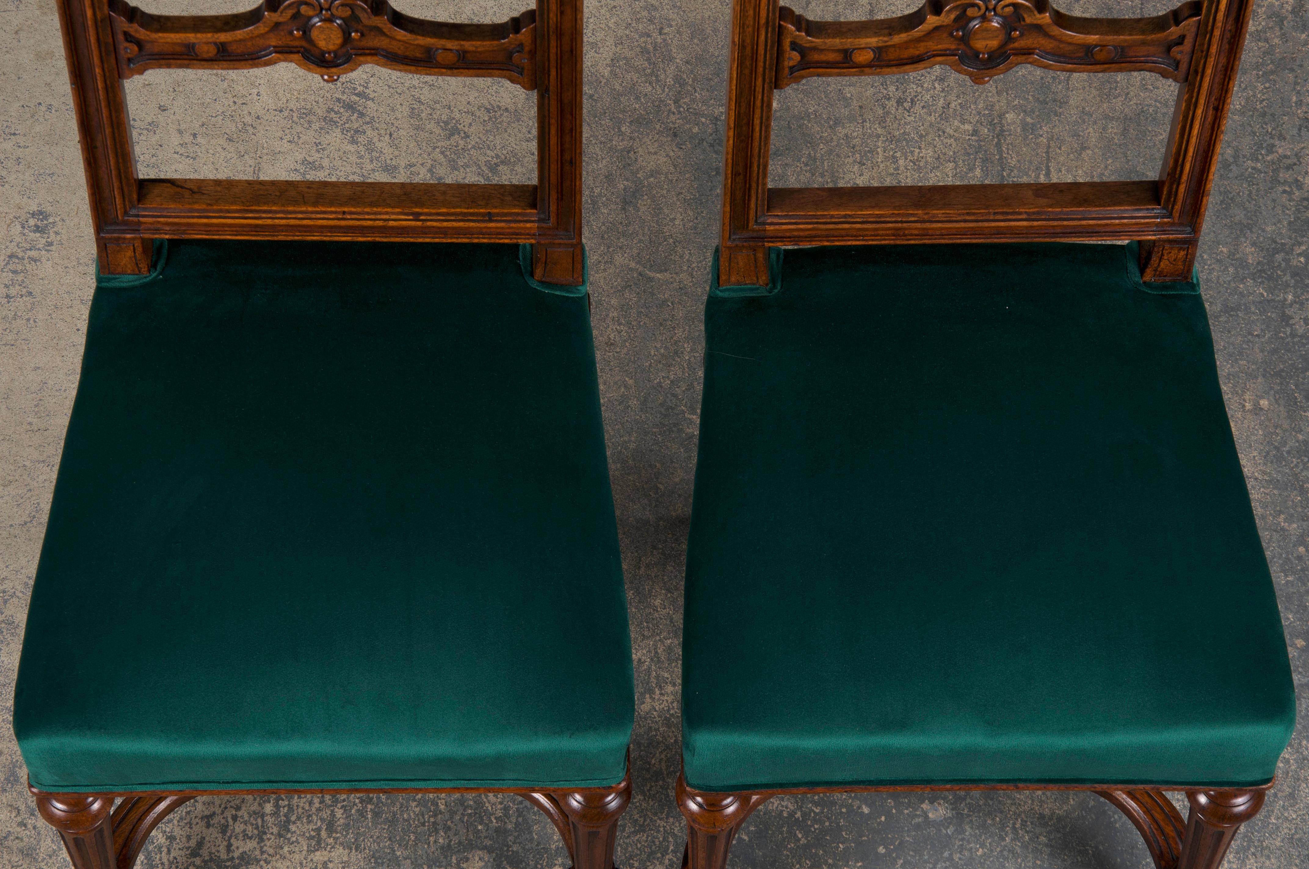Antique French Napoleon III Style Oak Dining Chairs W/ Green Velvet - Set of 6 For Sale 2