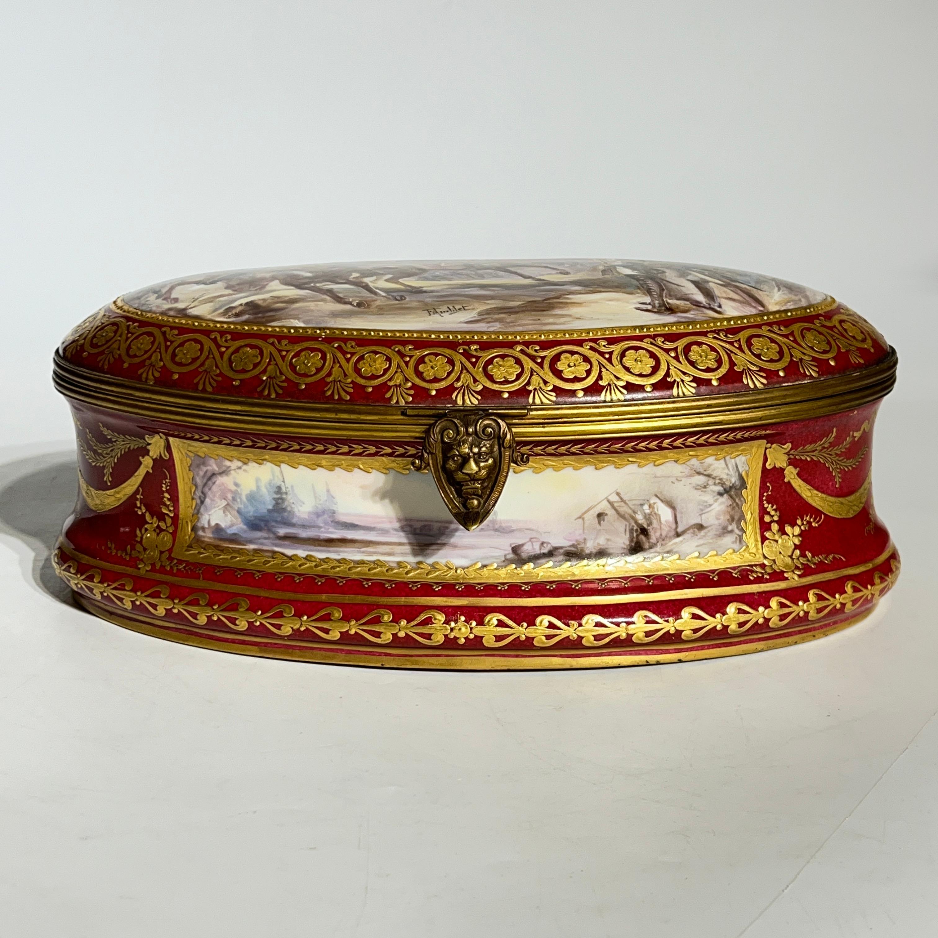 Antique French Napolionic  Sevres Style Porcelain Dresser Box / Jewelry Casket In Good Condition In New York, NY
