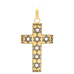 Pendentif croix français ancien en or jaune avec perles naturelles et diamants